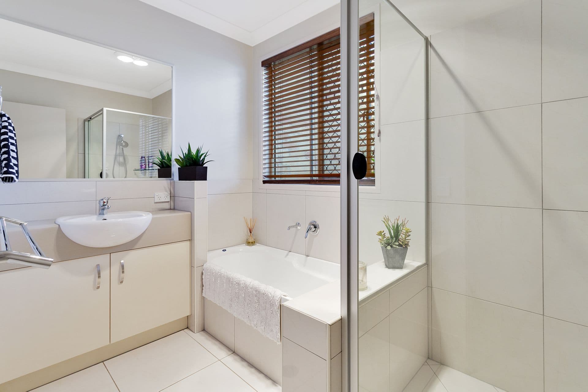 12 Parkland Drive, Pacific Paradise, QLD, 4564, Pacific Paradise - Thumbnail 8
