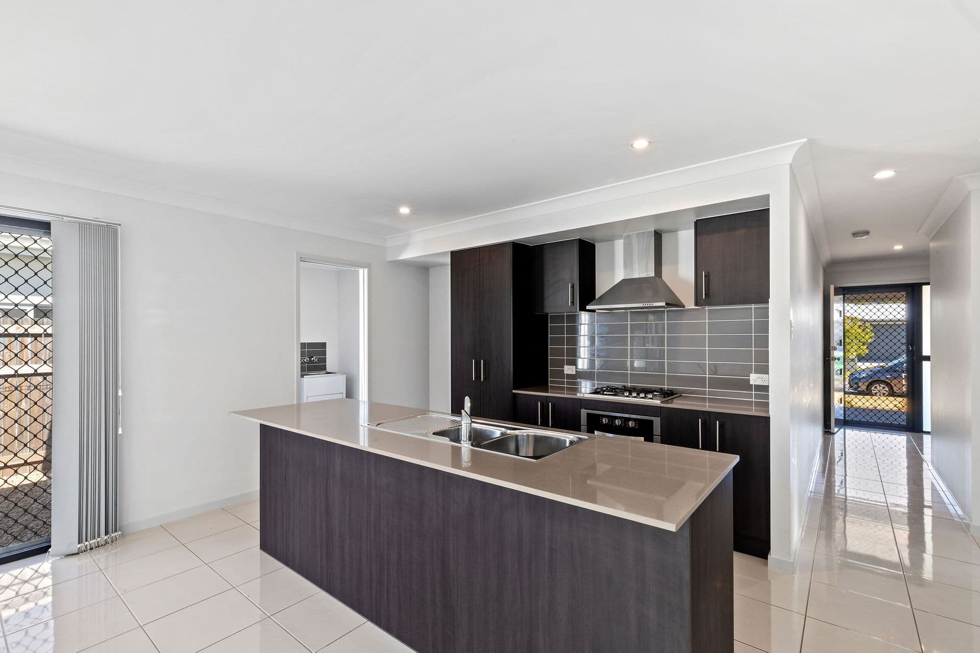 25  Hideaway Street, Birtinya, QLD, 4575, Birtinya - Thumbnail 4