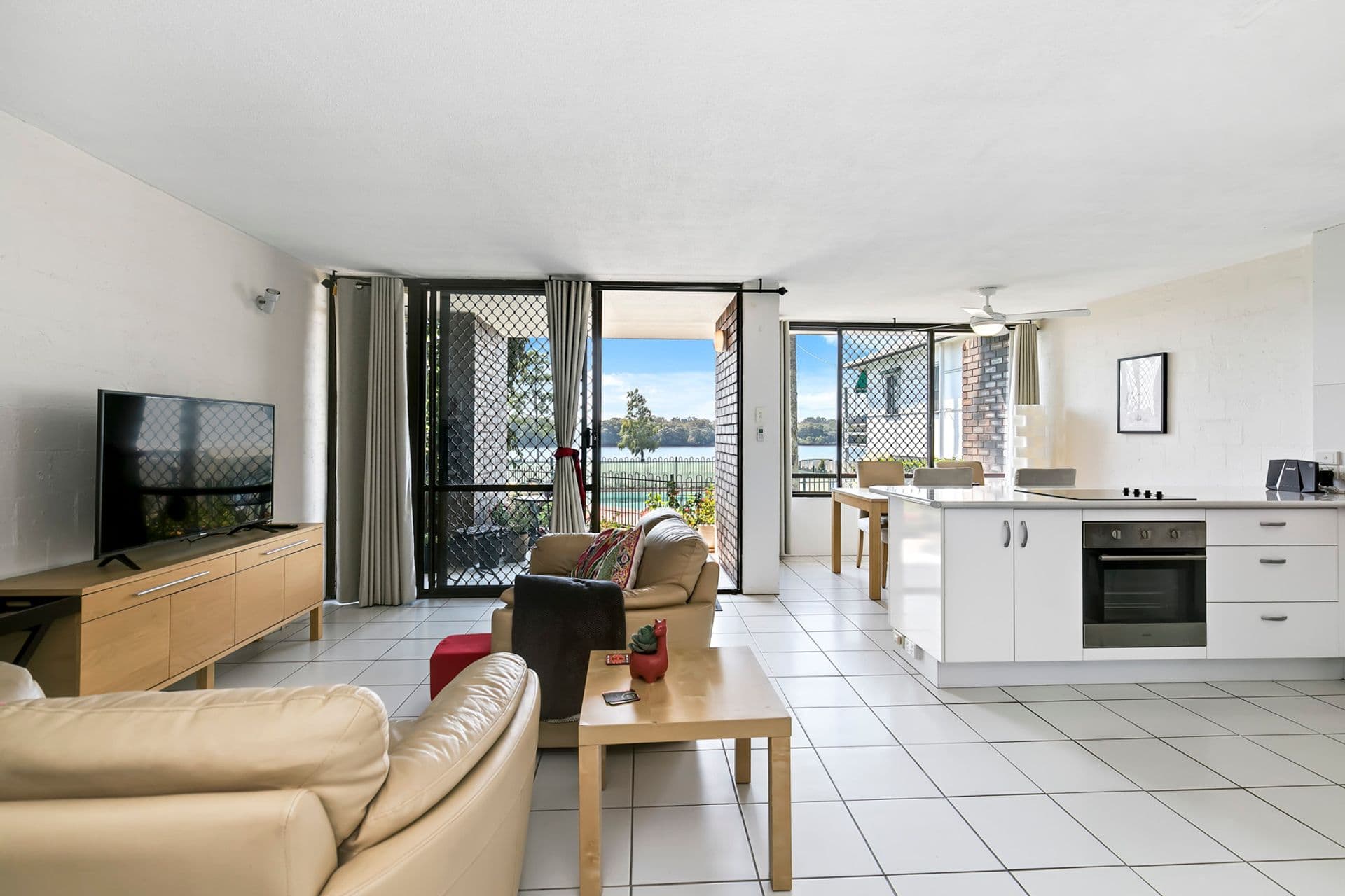 1/265  Bradman Avenue, Maroochydore, QLD, 4558, Maroochydore - Thumbnail 2