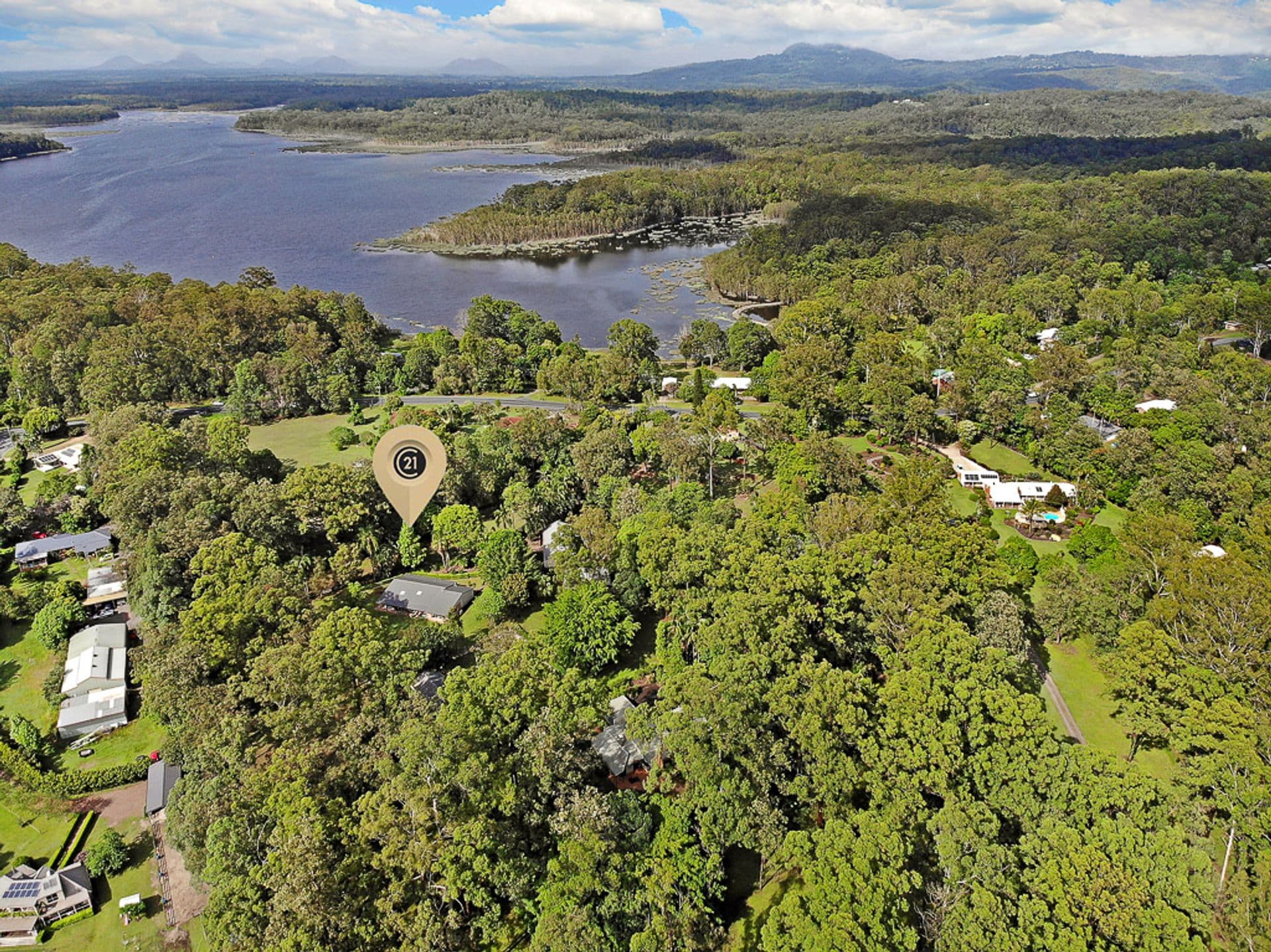 296 Connection Road, Mooloolah Valley, QLD, 4553, Mooloolah Valley - Thumbnail 2