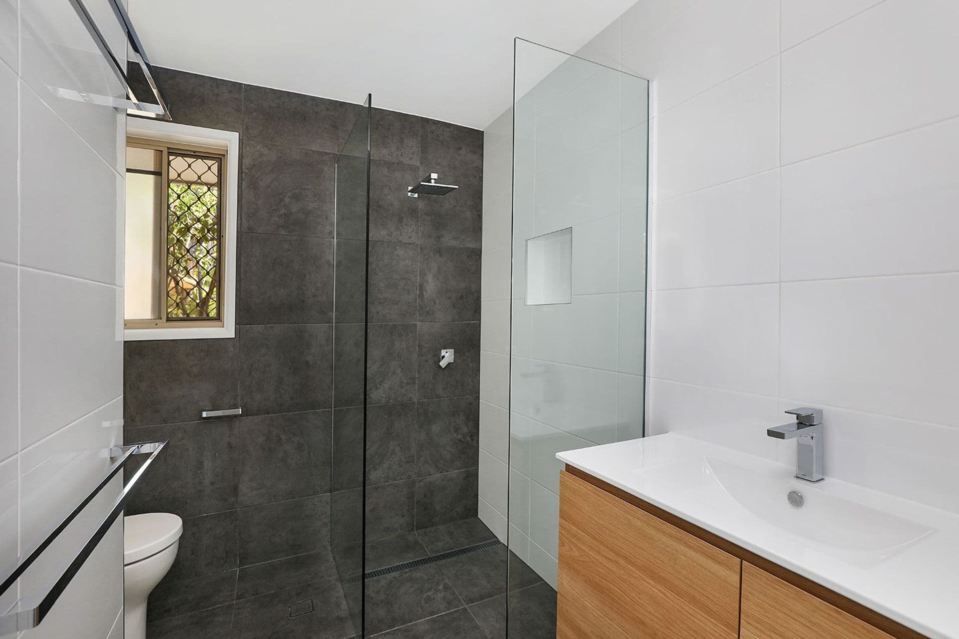135 Amarina Avenue, Mooloolaba, QLD, 4557, Mooloolaba - Thumbnail 4