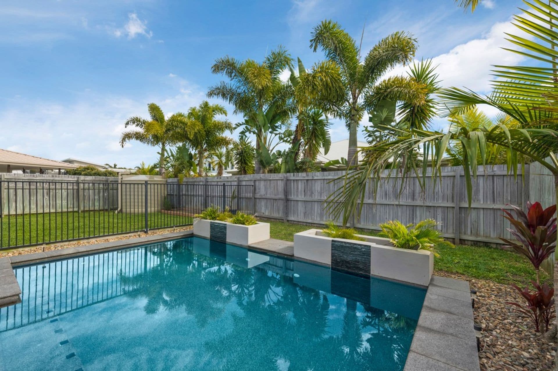 8 Wake Court, Birtinya, QLD, 4575, Birtinya - Image 1