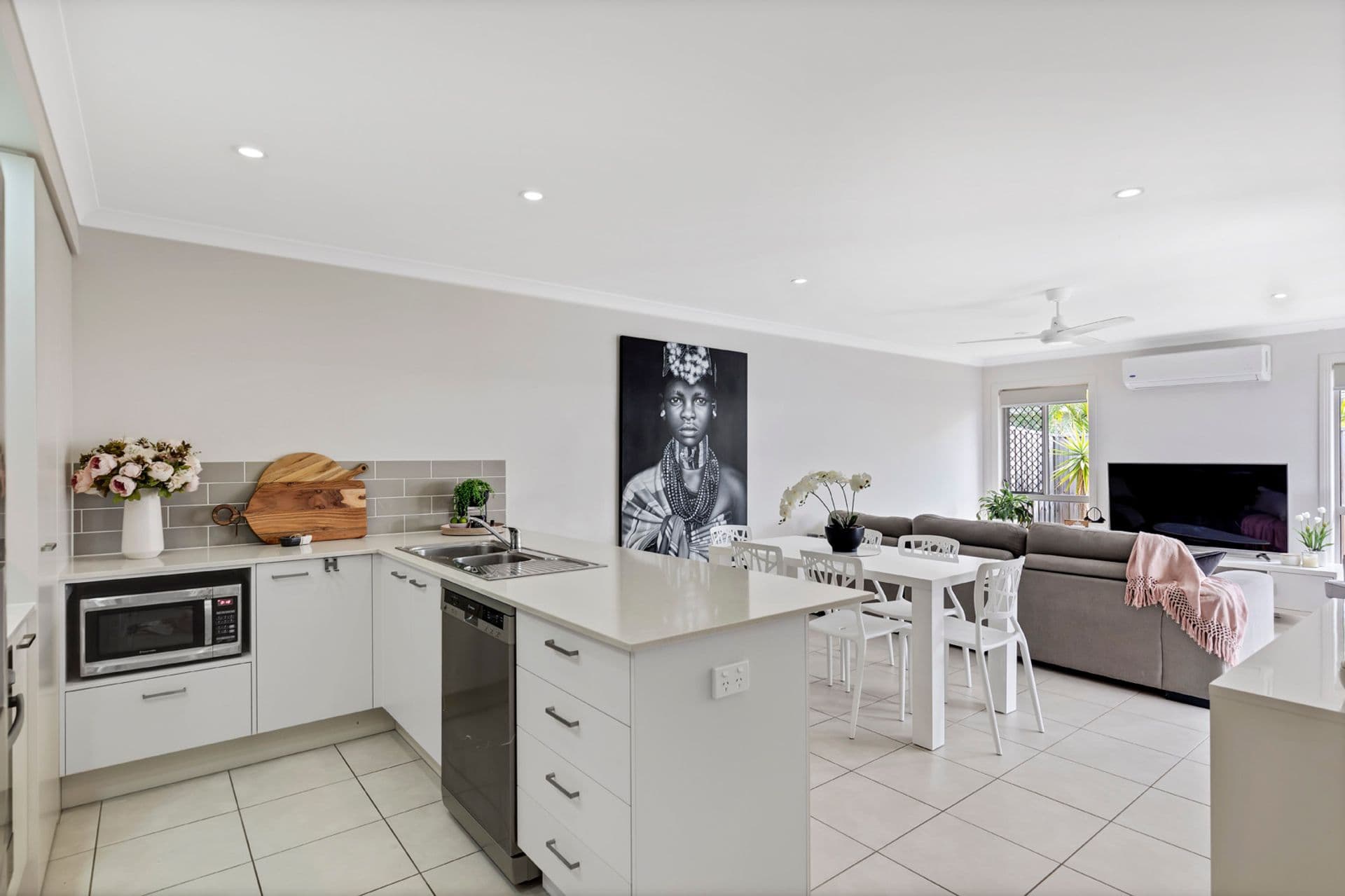 2 Henning Court, Mountain Creek, QLD, 4557, Mountain Creek - Thumbnail 4