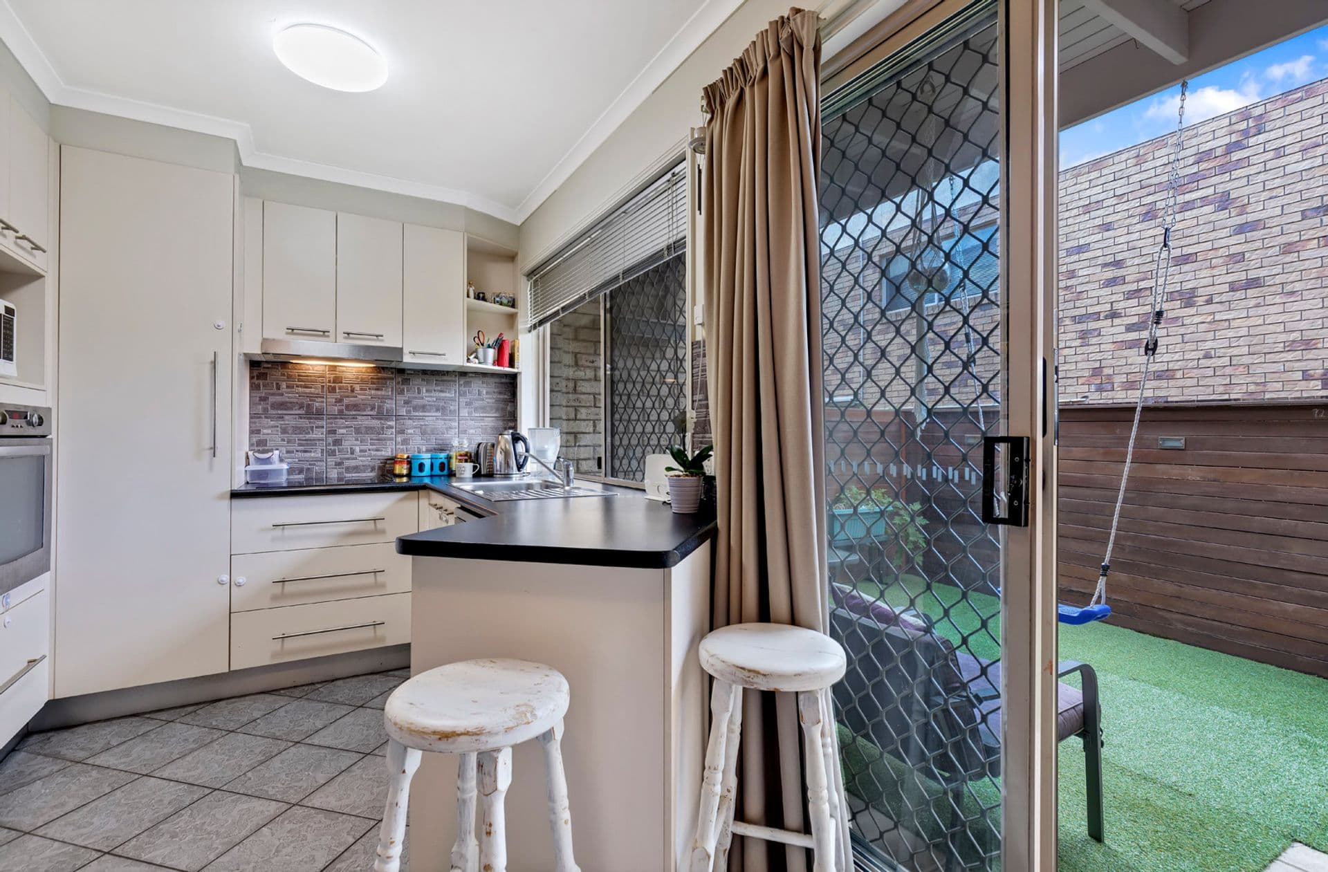 1801/135 A'Beckett Street, Melbourne - Thumbnail 2