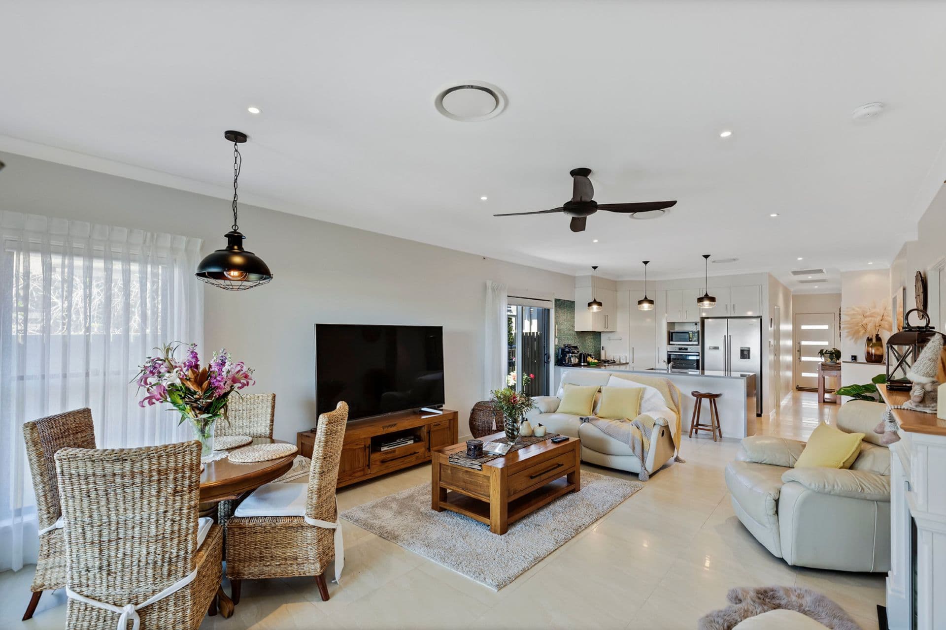 15 Robur Crescent, Mountain Creek, QLD, 4557, Mountain Creek - Thumbnail 3