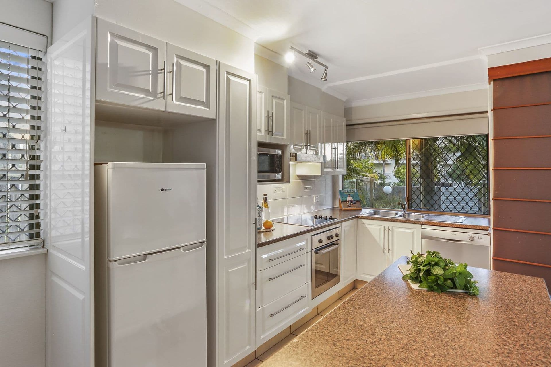 1/6 Alice Street, Alexandra Headland, QLD, 4572, Alexandra Headland - Thumbnail 4