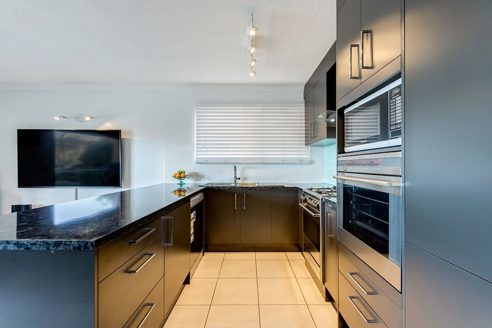 2/111 Bundilla Boulevard, Mountain Creek, QLD, 4557, Mountain Creek - Thumbnail 3
