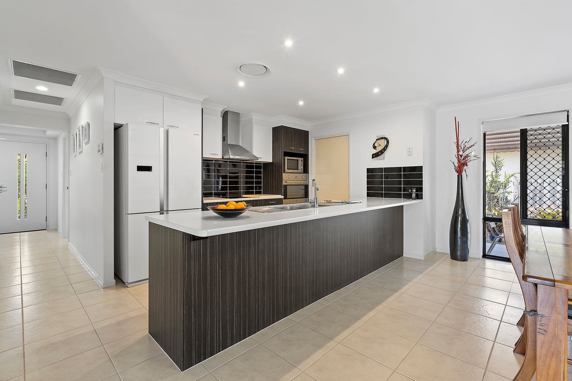 7 Coastal Avenue, Beerwah, QLD, 4519, Beerwah - Thumbnail 2