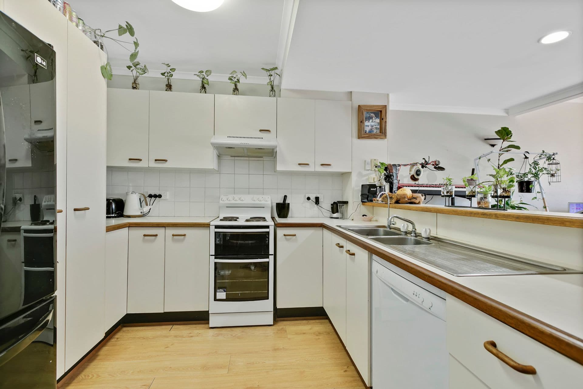 2/102-104 Broadwater Avenue, Maroochydore, QLD, 4558, Maroochydore - Thumbnail 5