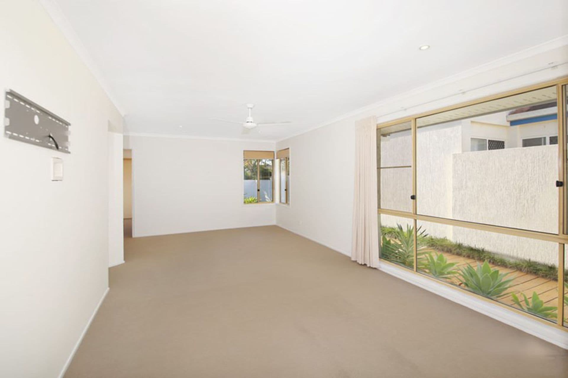 98 Maroochy Waters Drive, Maroochydore, QLD, 4558, Maroochydore - Thumbnail 5