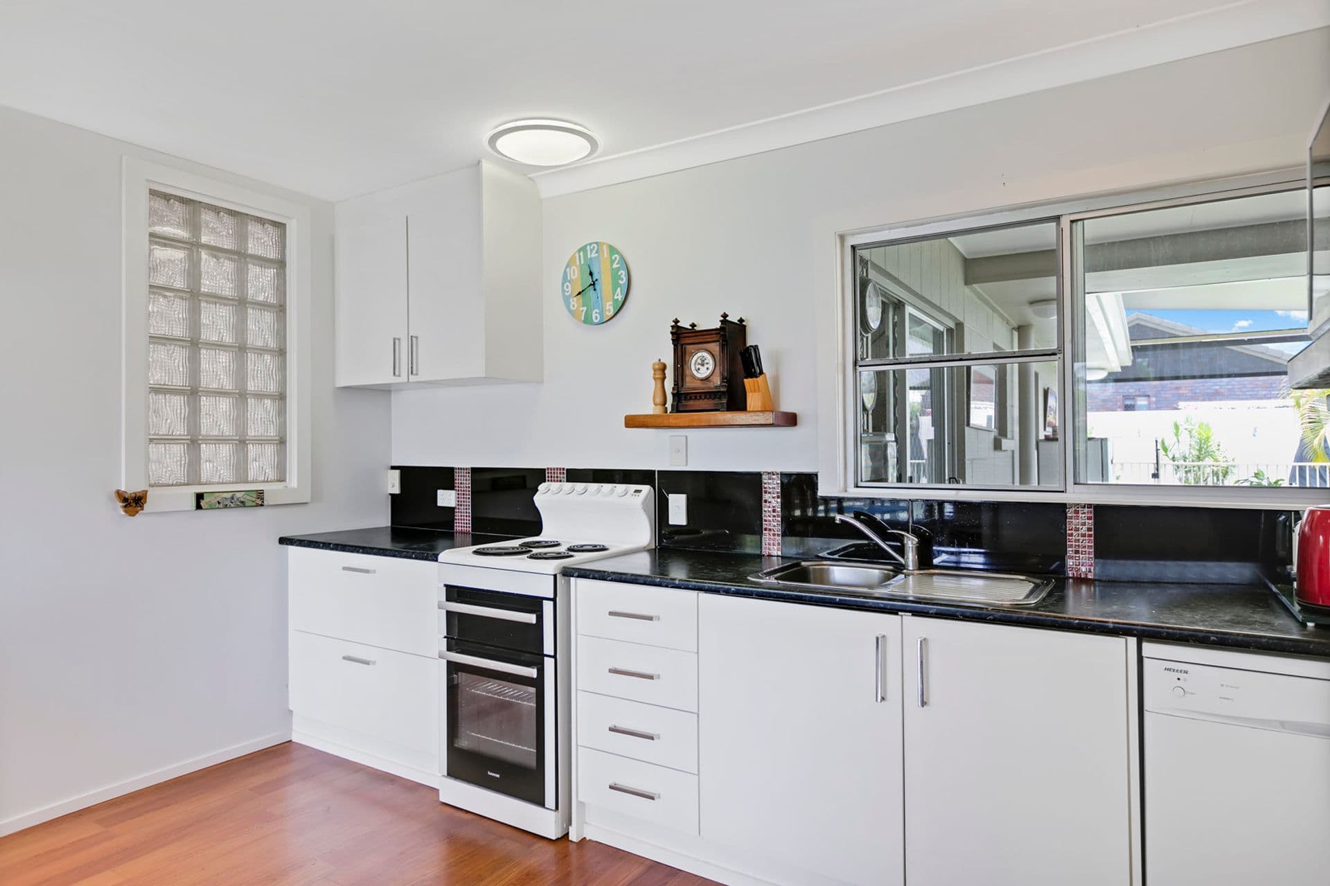 24 Buna Street, Maroochydore, QLD, 4558, Maroochydore - Thumbnail 8