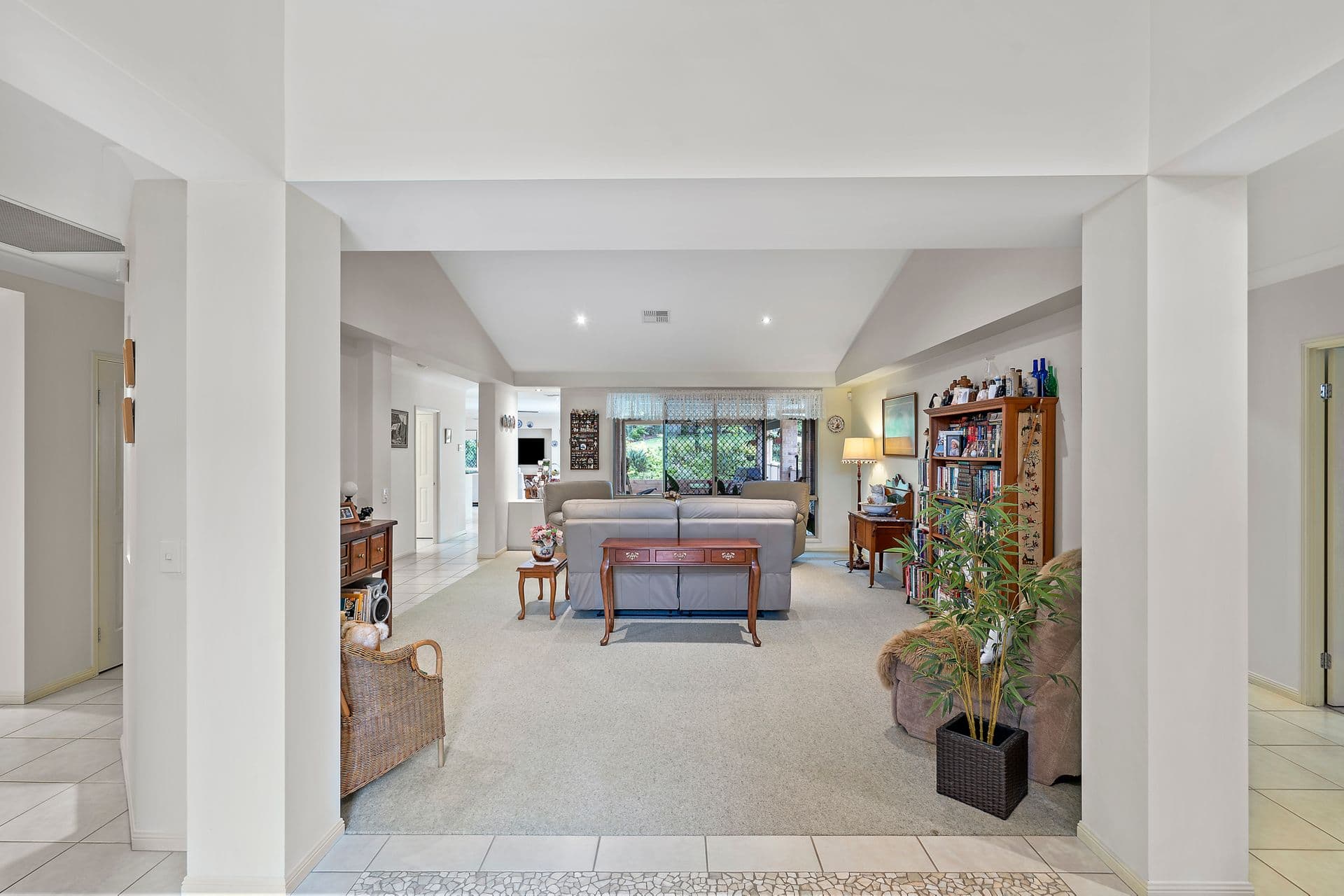 10 Toriana Place, Beerwah, QLD, 4519, Beerwah - Thumbnail 6