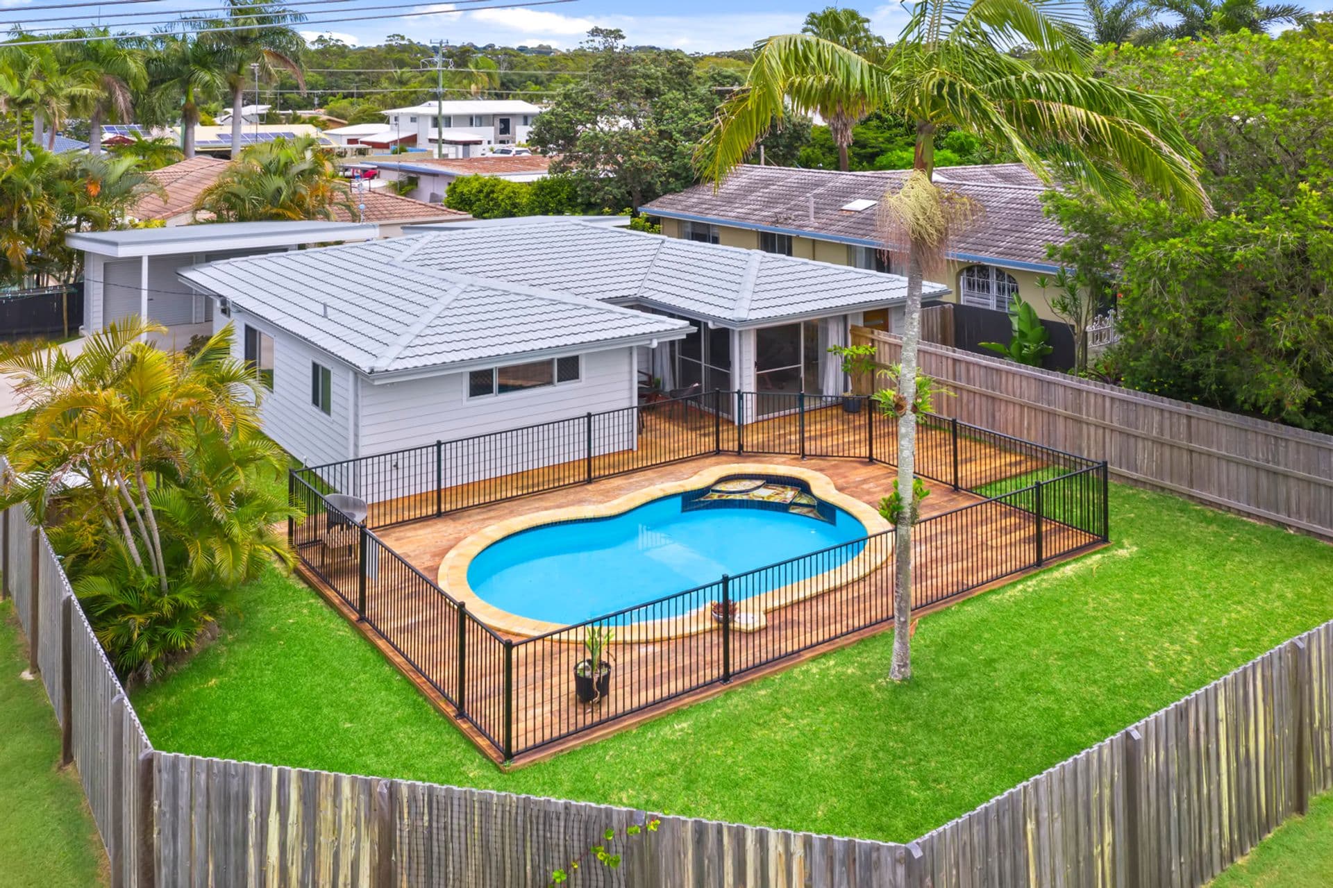 26 Jacaranda Drive, Mooloolaba, QLD, 4557, Mooloolaba - Thumbnail 2