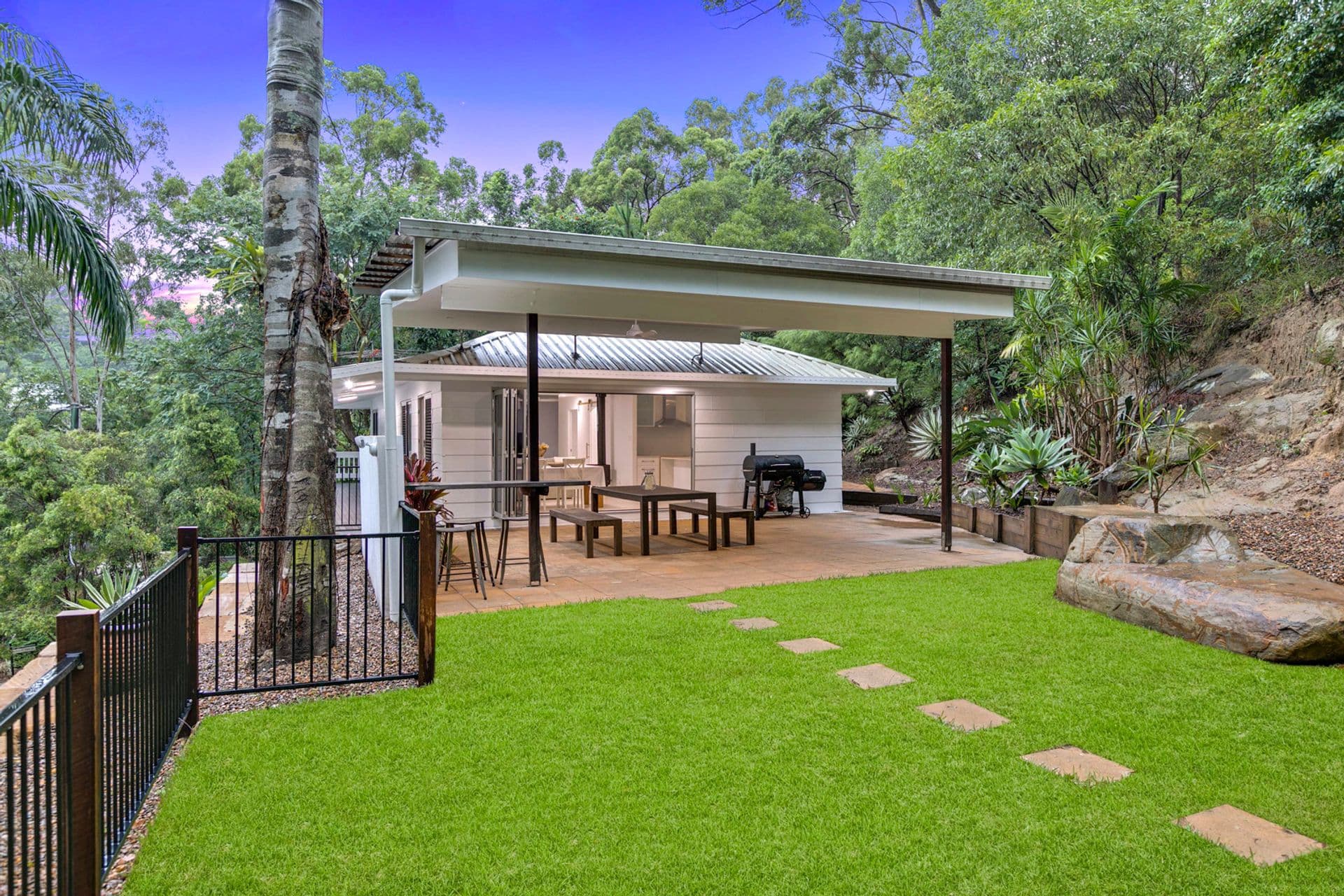 8 Brae Court, Buderim, QLD, 4556, Buderim - Thumbnail 2