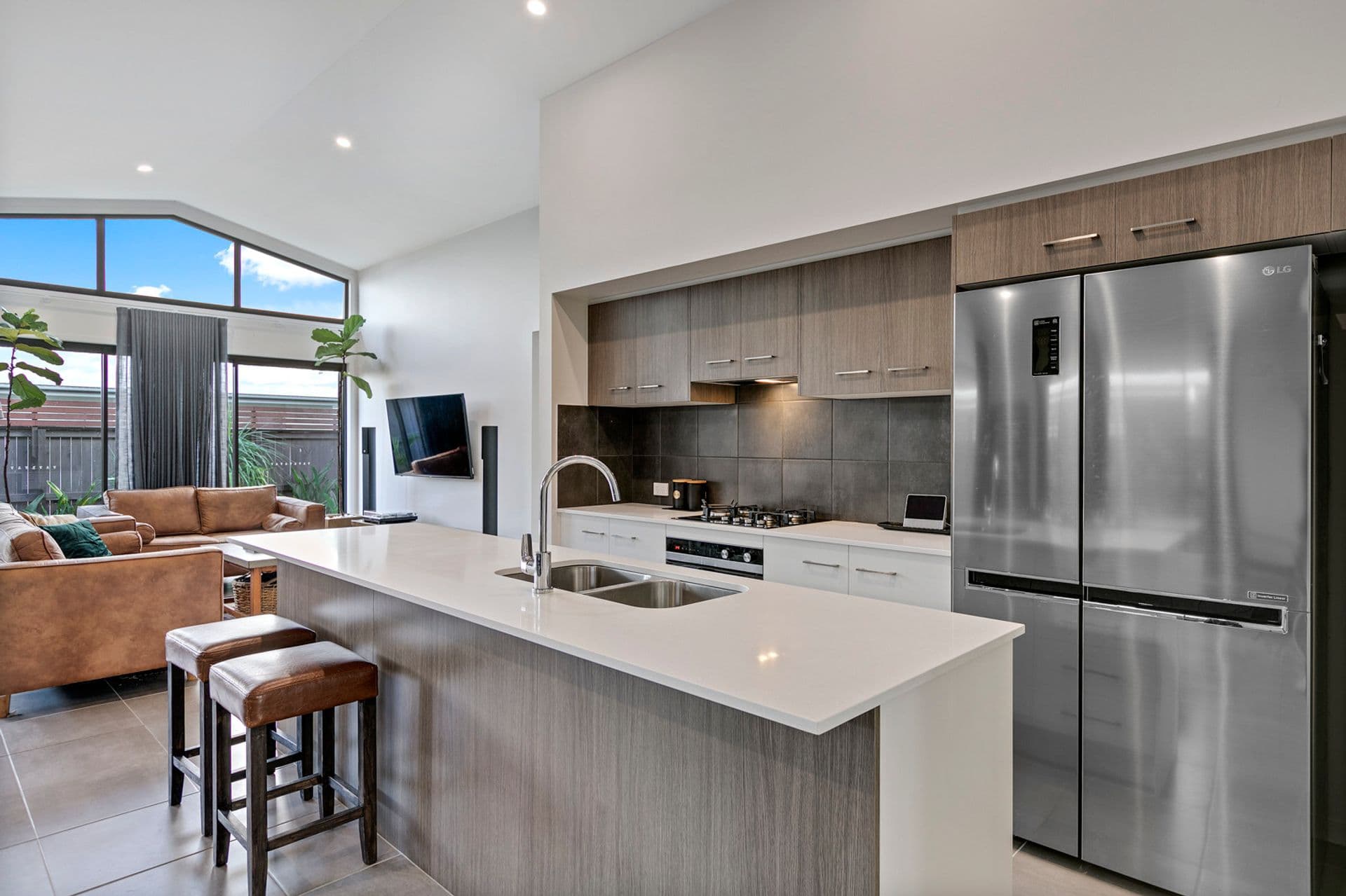 36 Sunray Avenue, Palmview, QLD, 4553, Palmview - Thumbnail 2