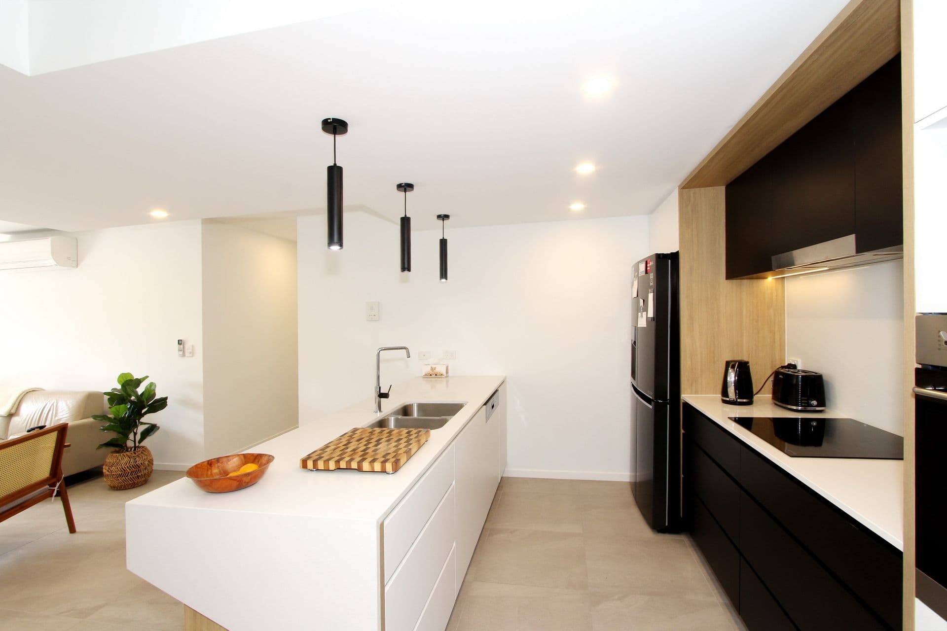 2/49 Duporth Avenue, Maroochydore, QLD, 4558, Maroochydore - Thumbnail 4