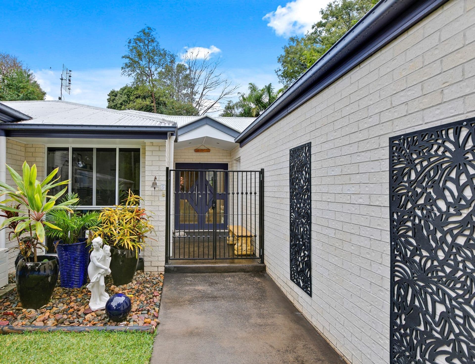 11 Merriman Court, Palmwoods, QLD, 4555, Palmwoods - Thumbnail 2