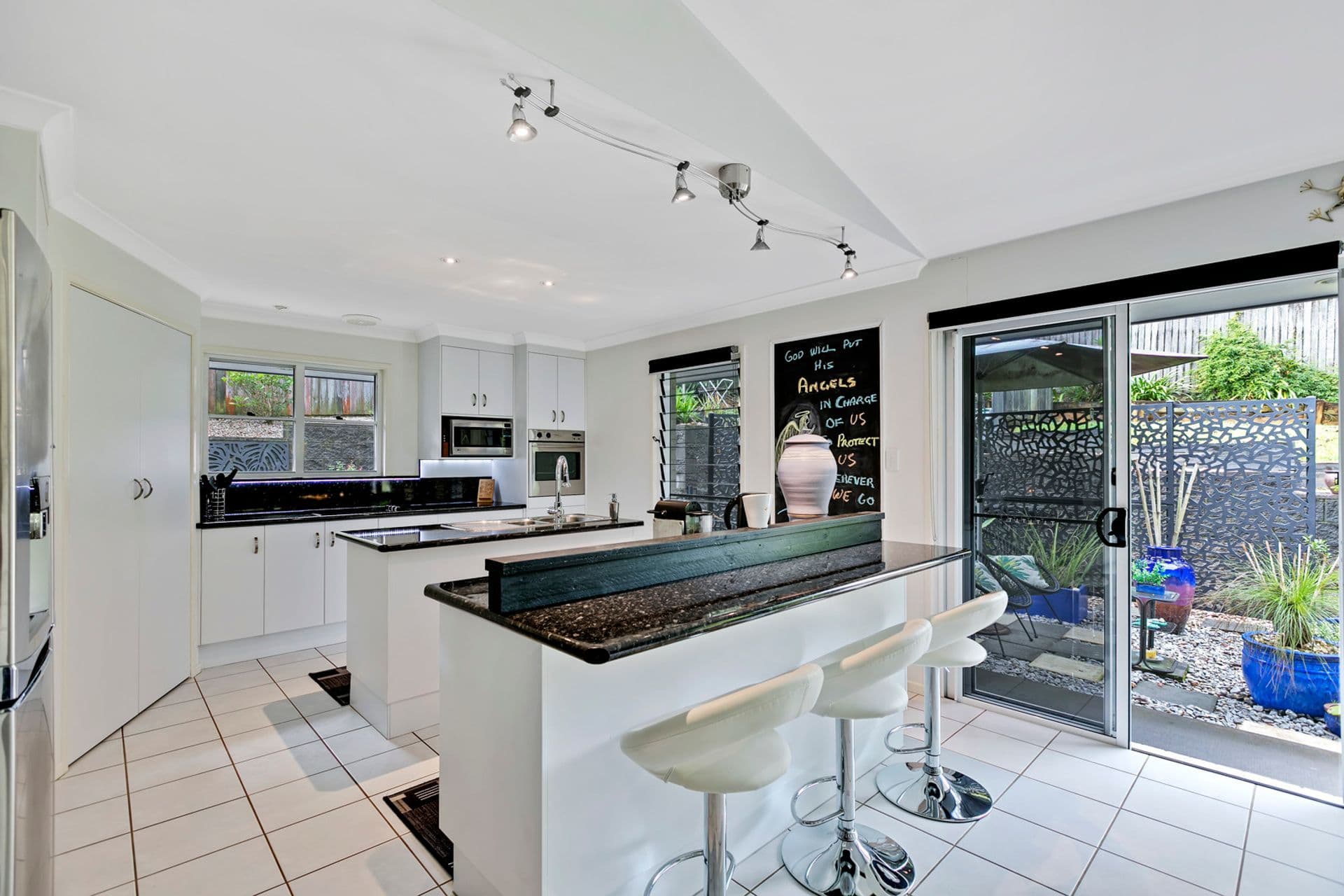 11 Merriman Court, Palmwoods, QLD, 4555, Palmwoods - Thumbnail 7