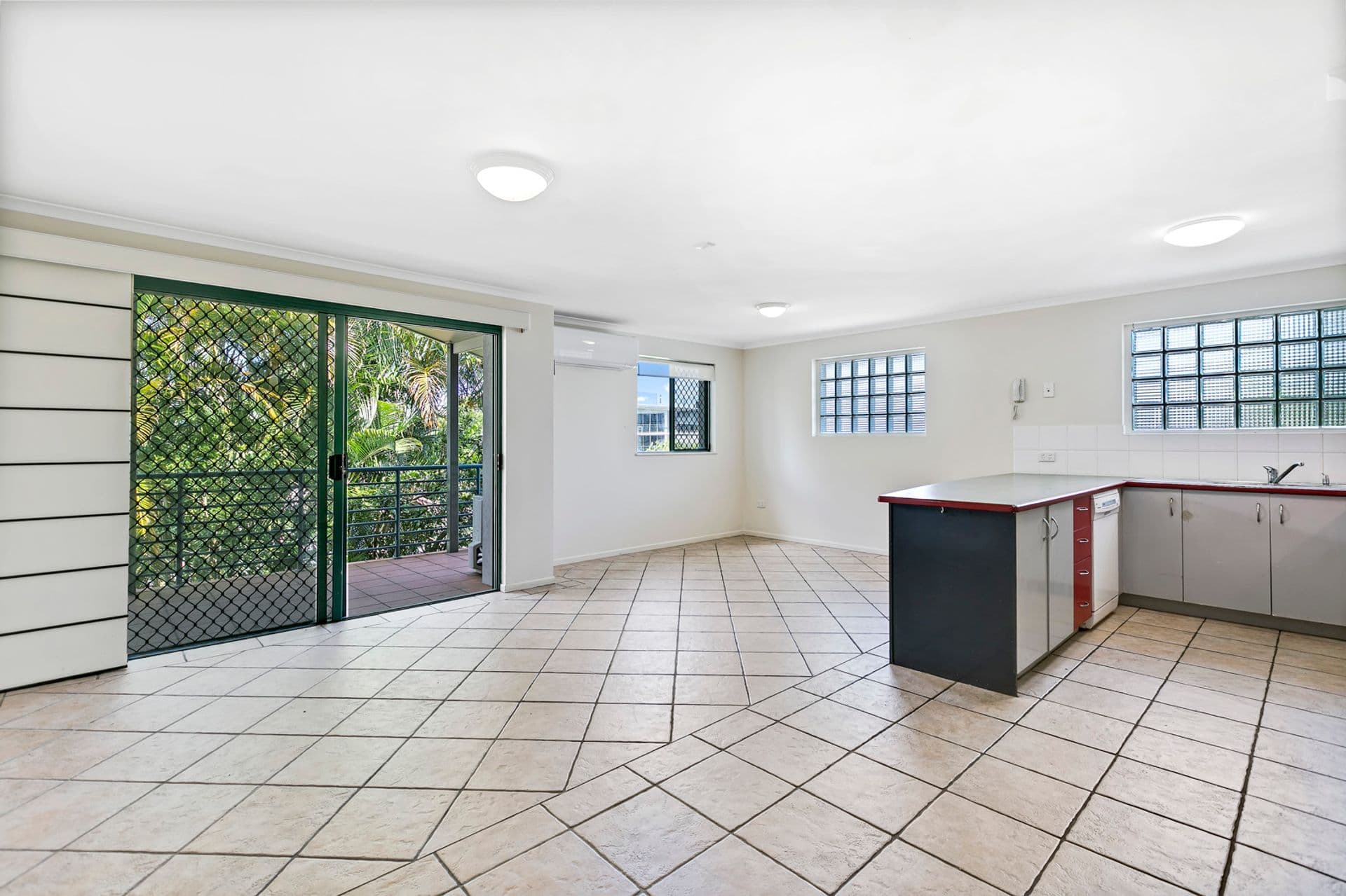 6/42-46 Fourth Avenue, Maroochydore, QLD, 4558, Maroochydore - Thumbnail 2