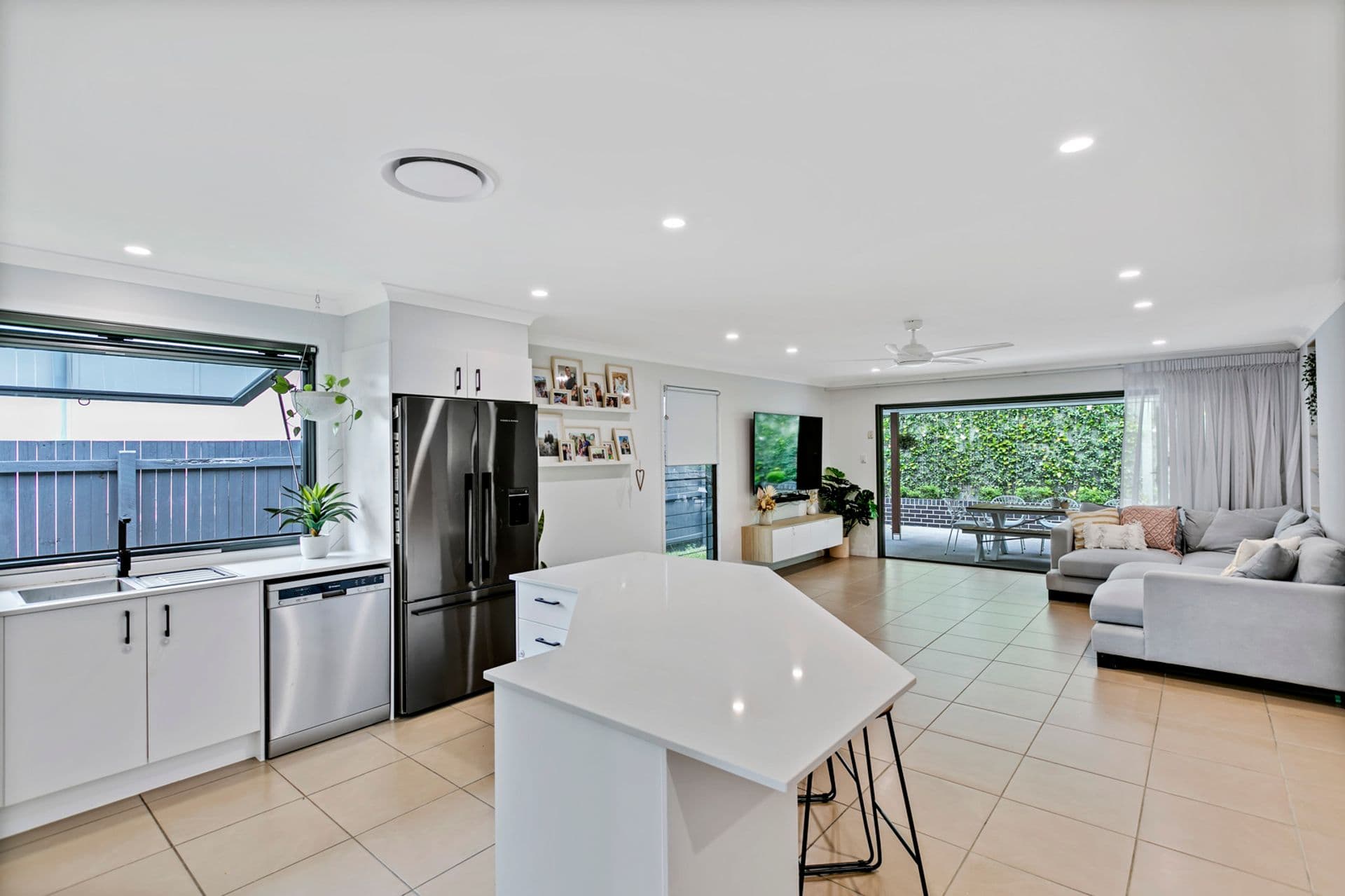 35 Myrtle Place, Mountain Creek, QLD, 4557, Mountain Creek - Thumbnail 3