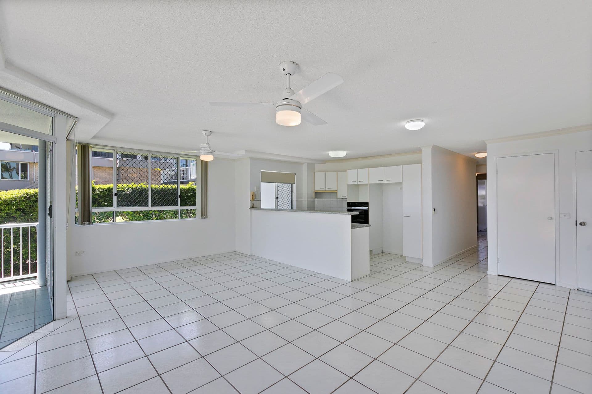 2/35 Bradman Avenue, Maroochydore, QLD, 4558, Maroochydore - Thumbnail 5