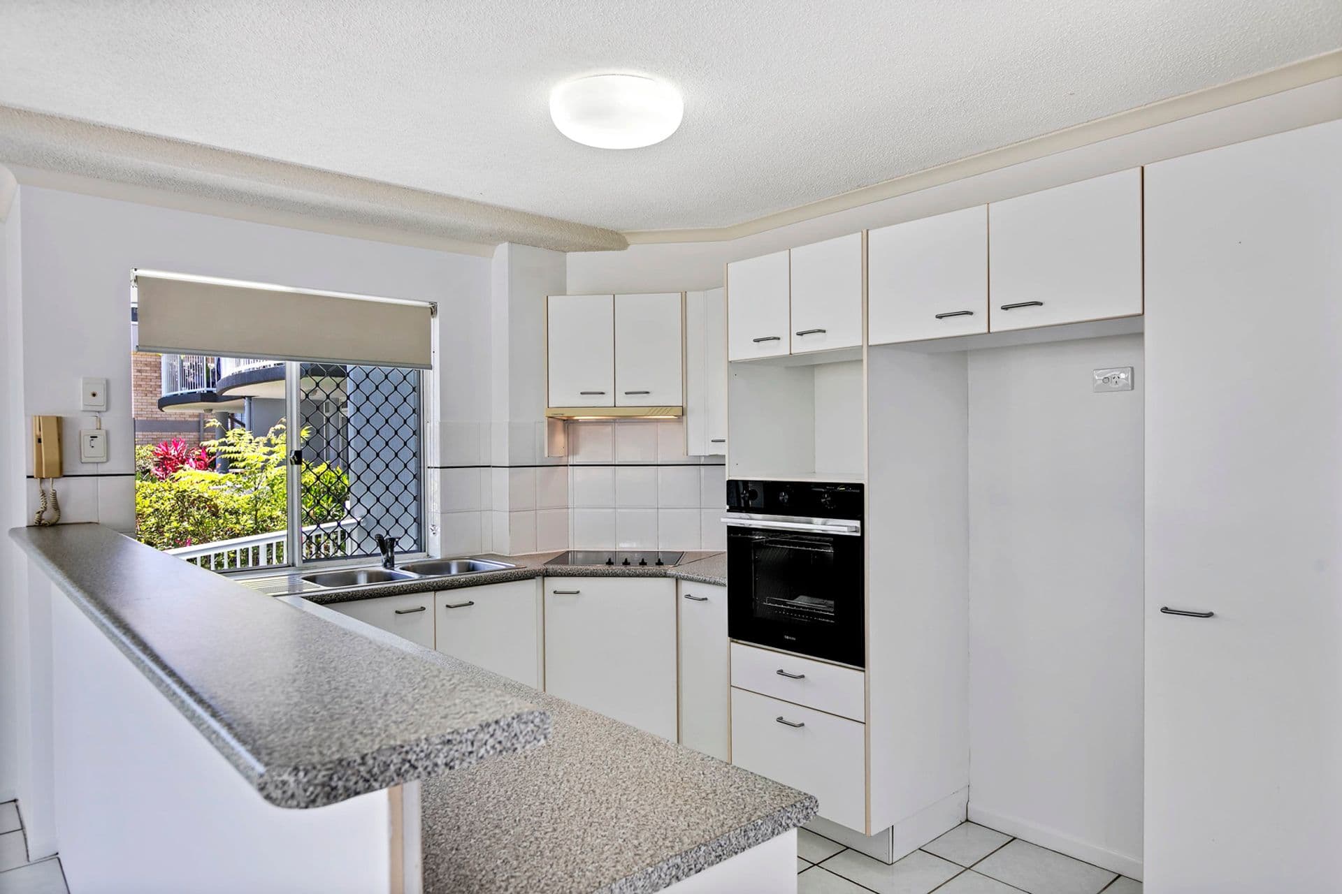 2/35 Bradman Avenue, Maroochydore, QLD, 4558, Maroochydore - Thumbnail 6