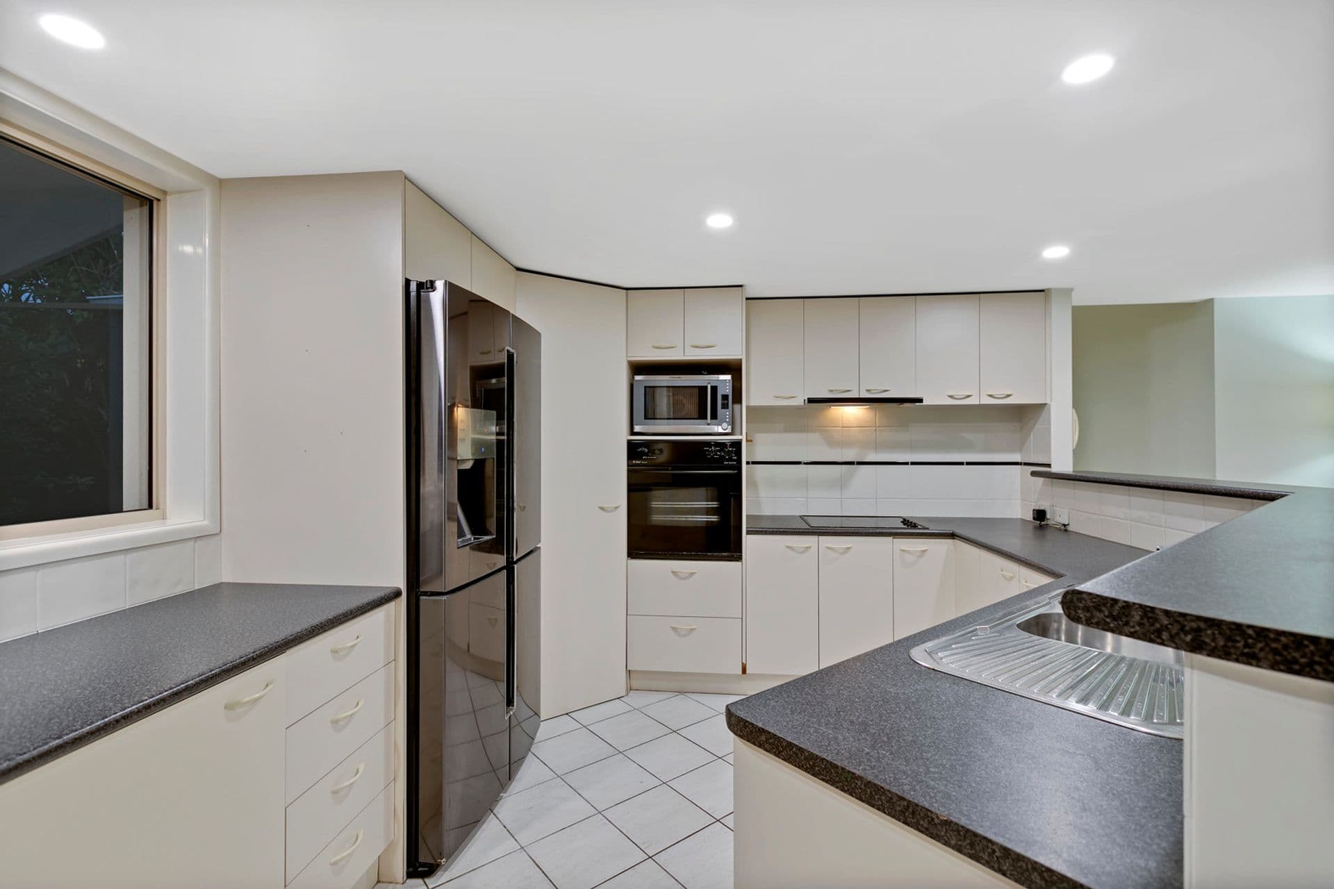 2/106 Maroochy Waters Drive, Maroochydore, QLD, 4558, Maroochydore - Thumbnail 7