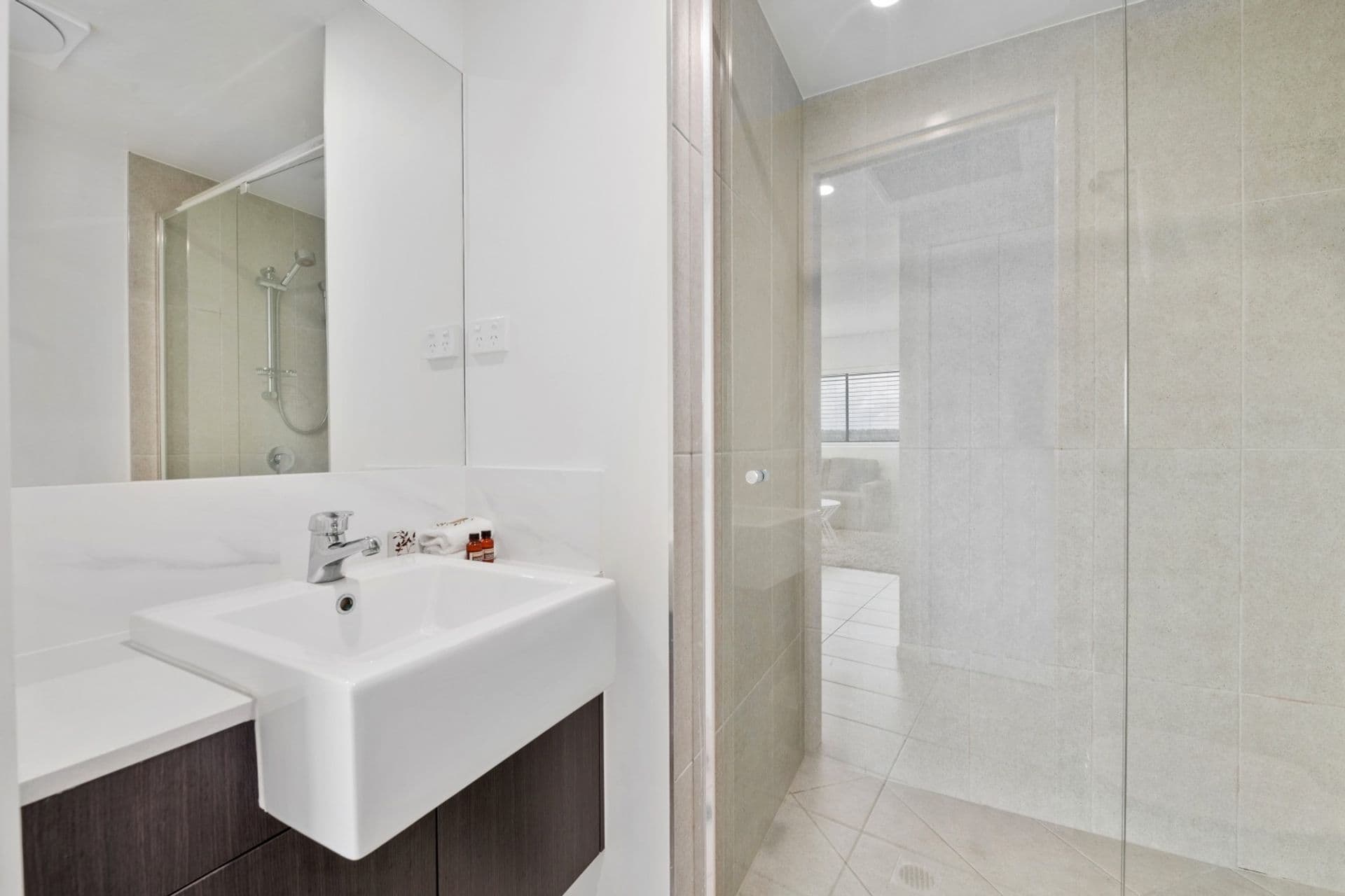 29/15 Shine Court, Birtinya, QLD, 4575, Birtinya - Thumbnail 2