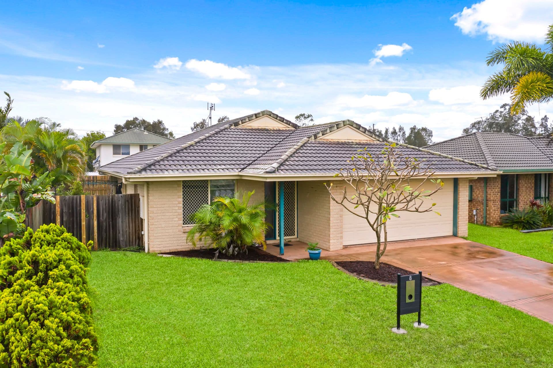 8 Bronte Court, Sippy Downs, QLD, 4556, Sippy Downs - Image 1