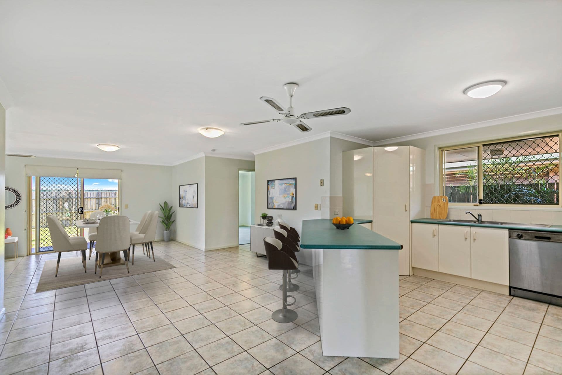 8 Bronte Court, Sippy Downs, QLD, 4556, Sippy Downs - Thumbnail 3