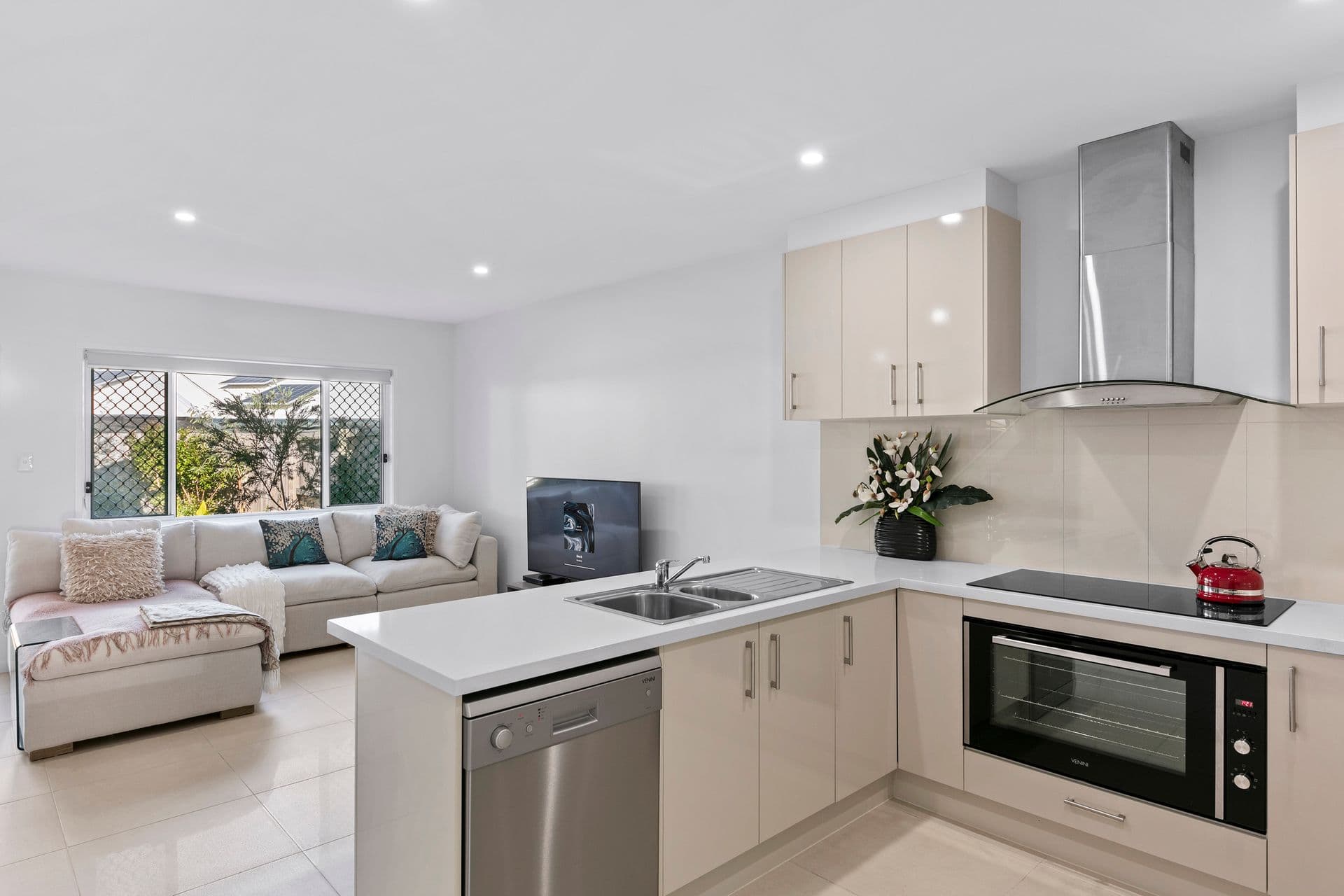 9 Kwila Crescent, Peregian Springs, QLD, 4573, Peregian Springs - Thumbnail 3