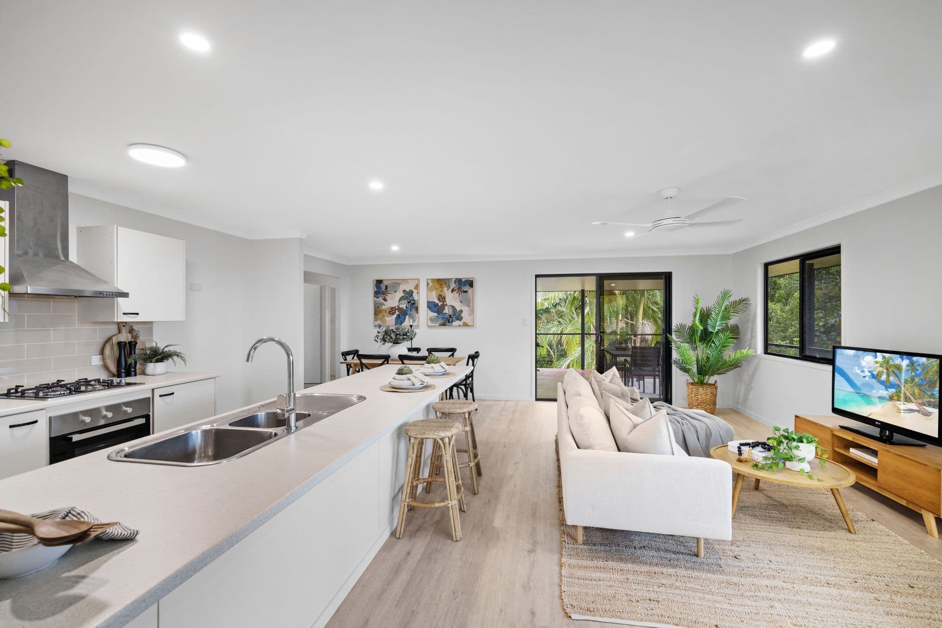 16 Sam White Drive, Buderim, QLD, 4556, Buderim - Thumbnail 4