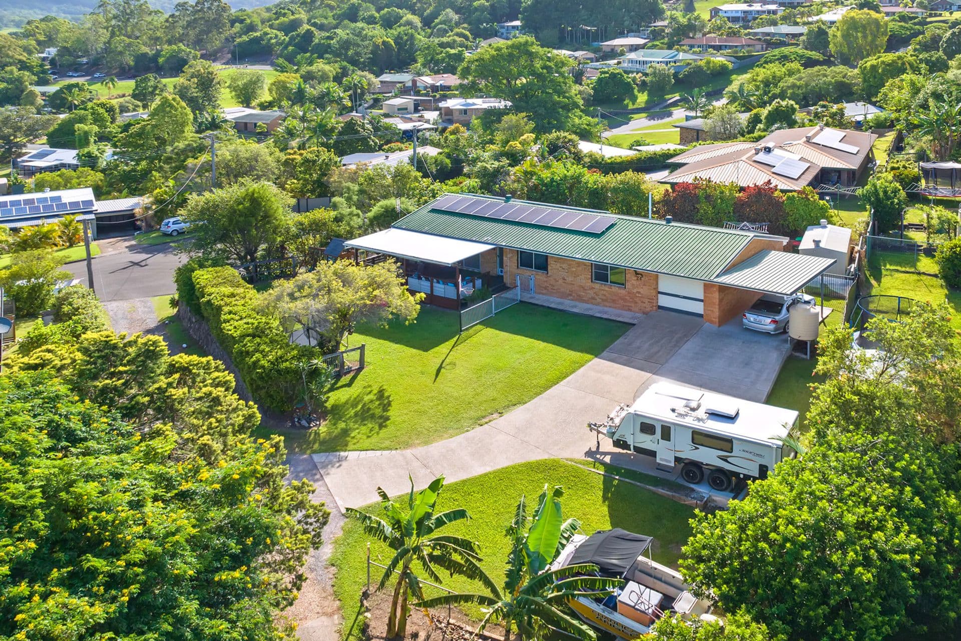 24 Stuart Place, Nambour, QLD, 4560, Nambour - Thumbnail 2