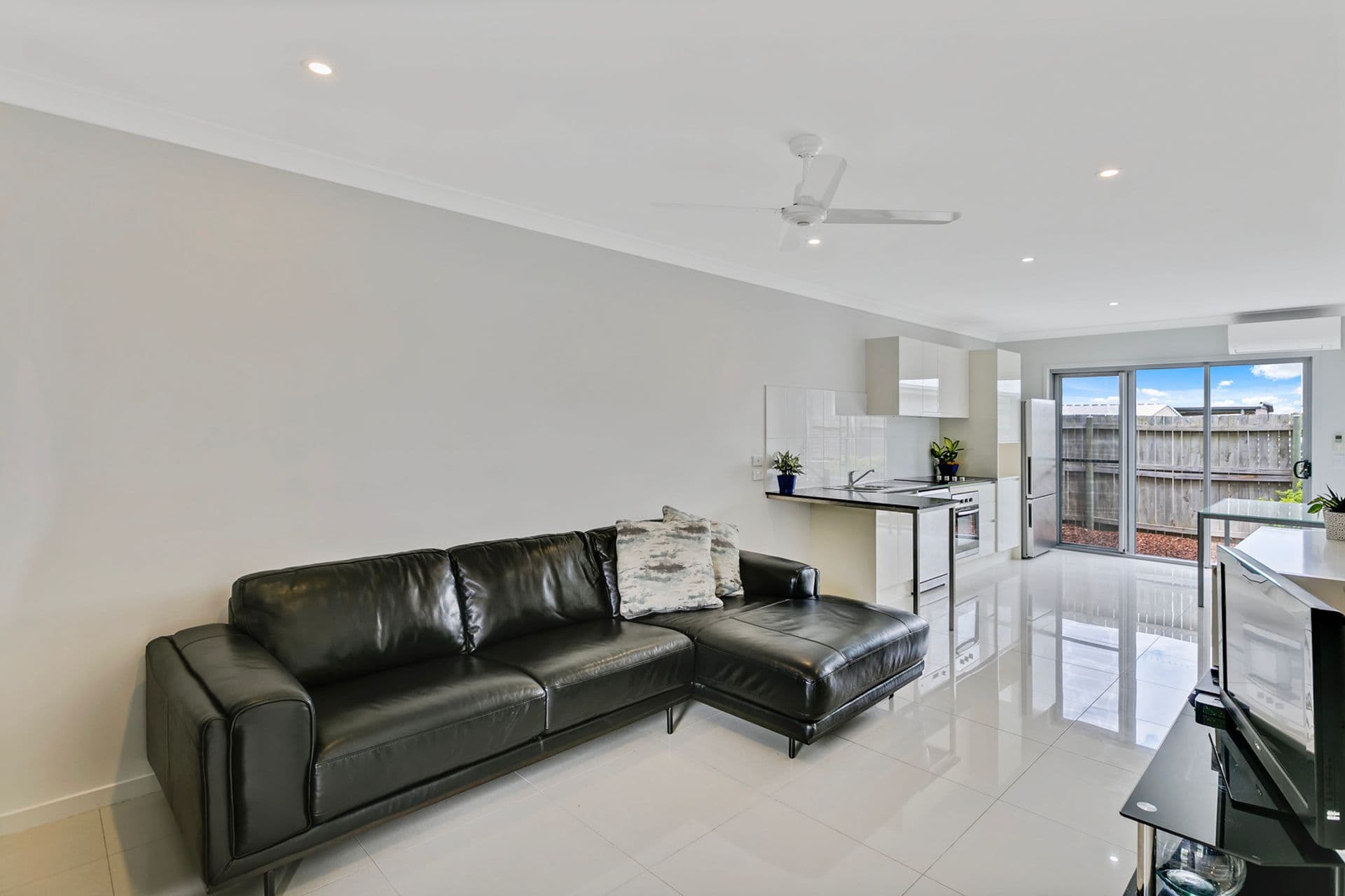 6 Indigo Road, Caloundra West, QLD, 4551, Caloundra West - Thumbnail 4
