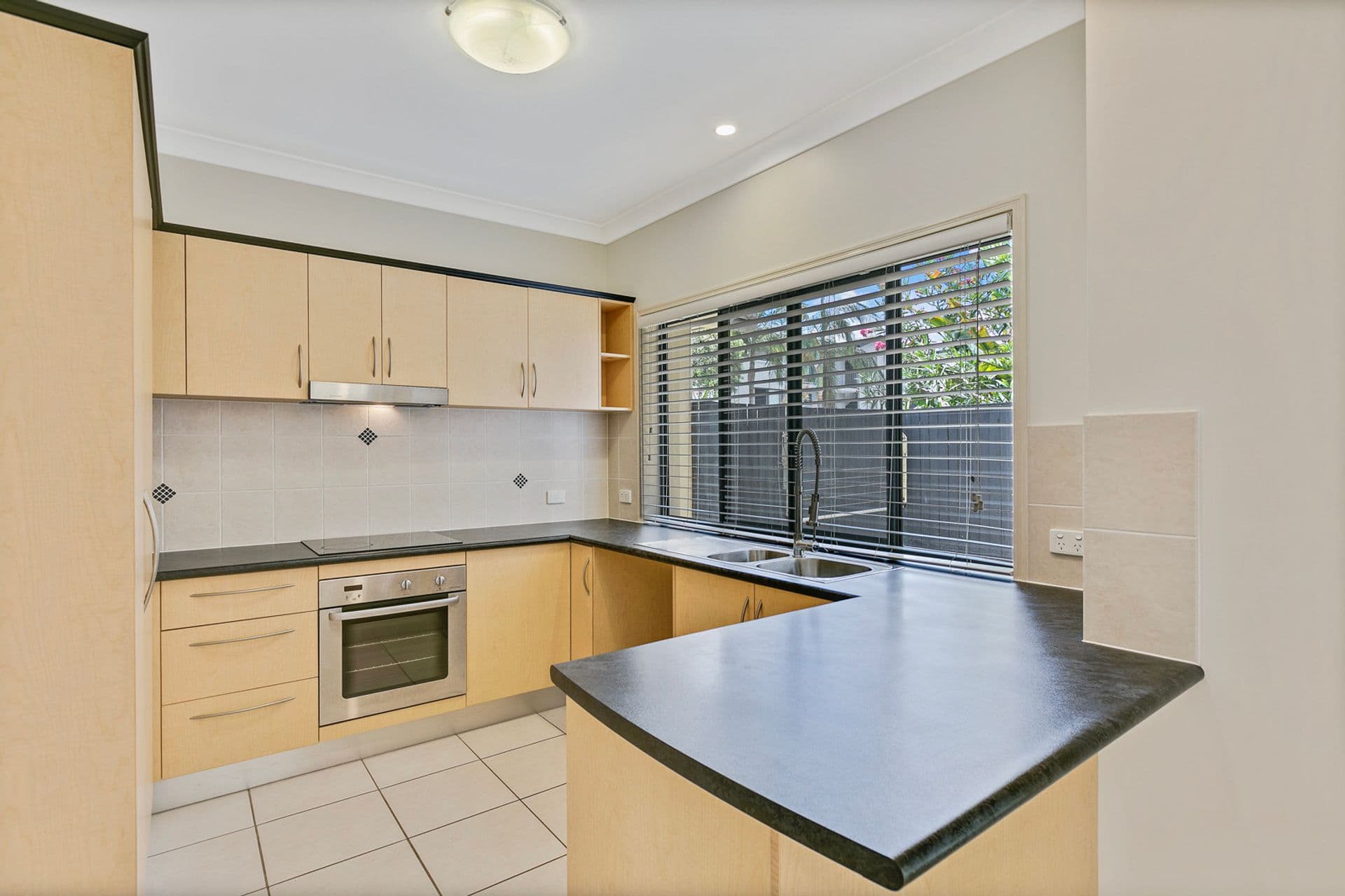 6/236-238 Broadwater Avenue West, Maroochydore, QLD, 4558, Maroochydore - Thumbnail 3