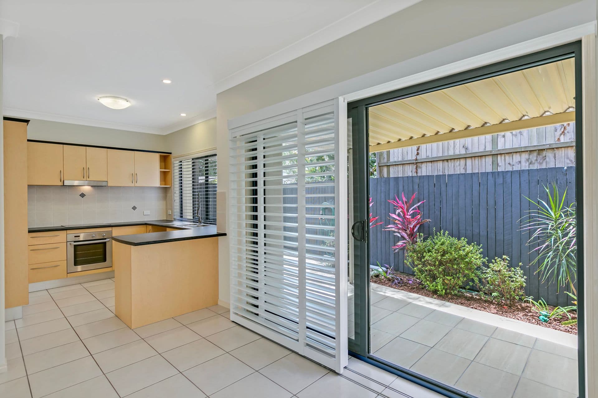 6/236-238 Broadwater Avenue West, Maroochydore, QLD, 4558, Maroochydore - Thumbnail 2