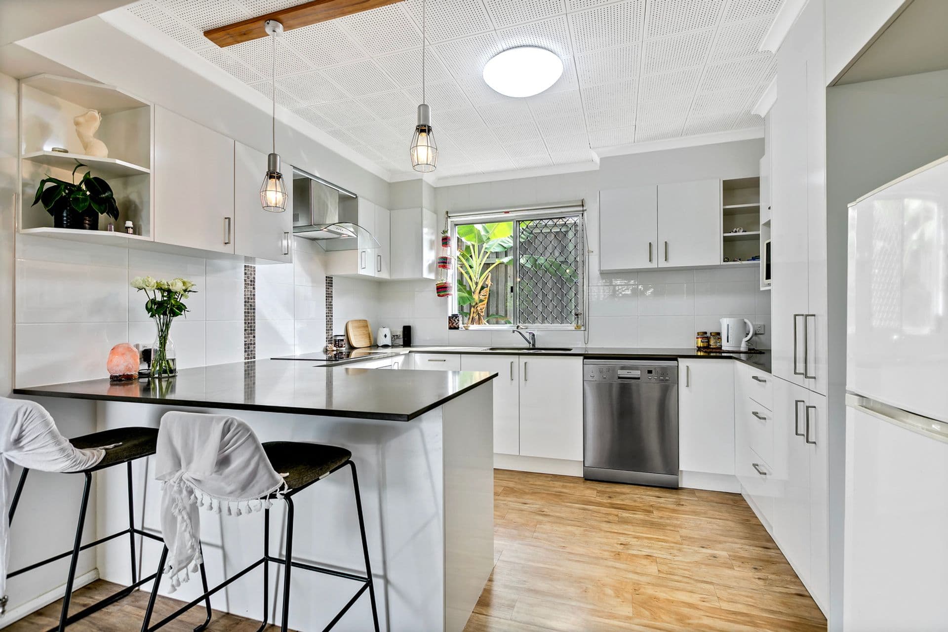 1/12 Camfield Street, Alexandra Headland, QLD, 4572, Alexandra Headland - Thumbnail 2