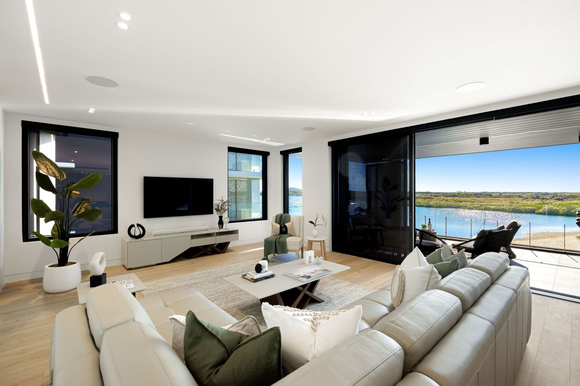 1401/100 Duporth Avenue, Maroochydore, QLD, 4558, Maroochydore - Thumbnail 4