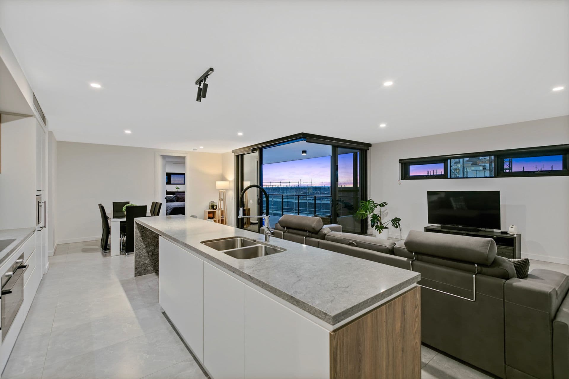 2605/100 Duporth Avenue, Maroochydore, QLD, 4558, Maroochydore - Thumbnail 3