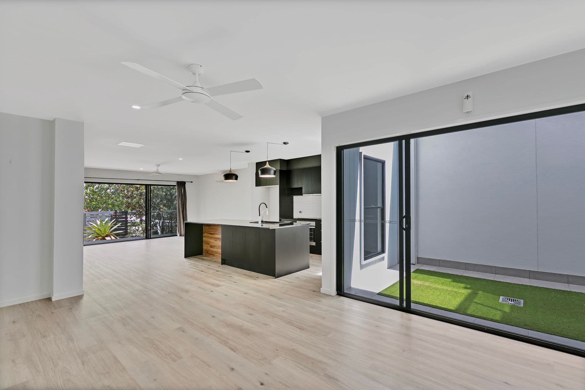 65 Mackenzie Drive, Maroochydore, QLD, 4558, Maroochydore - Thumbnail 2