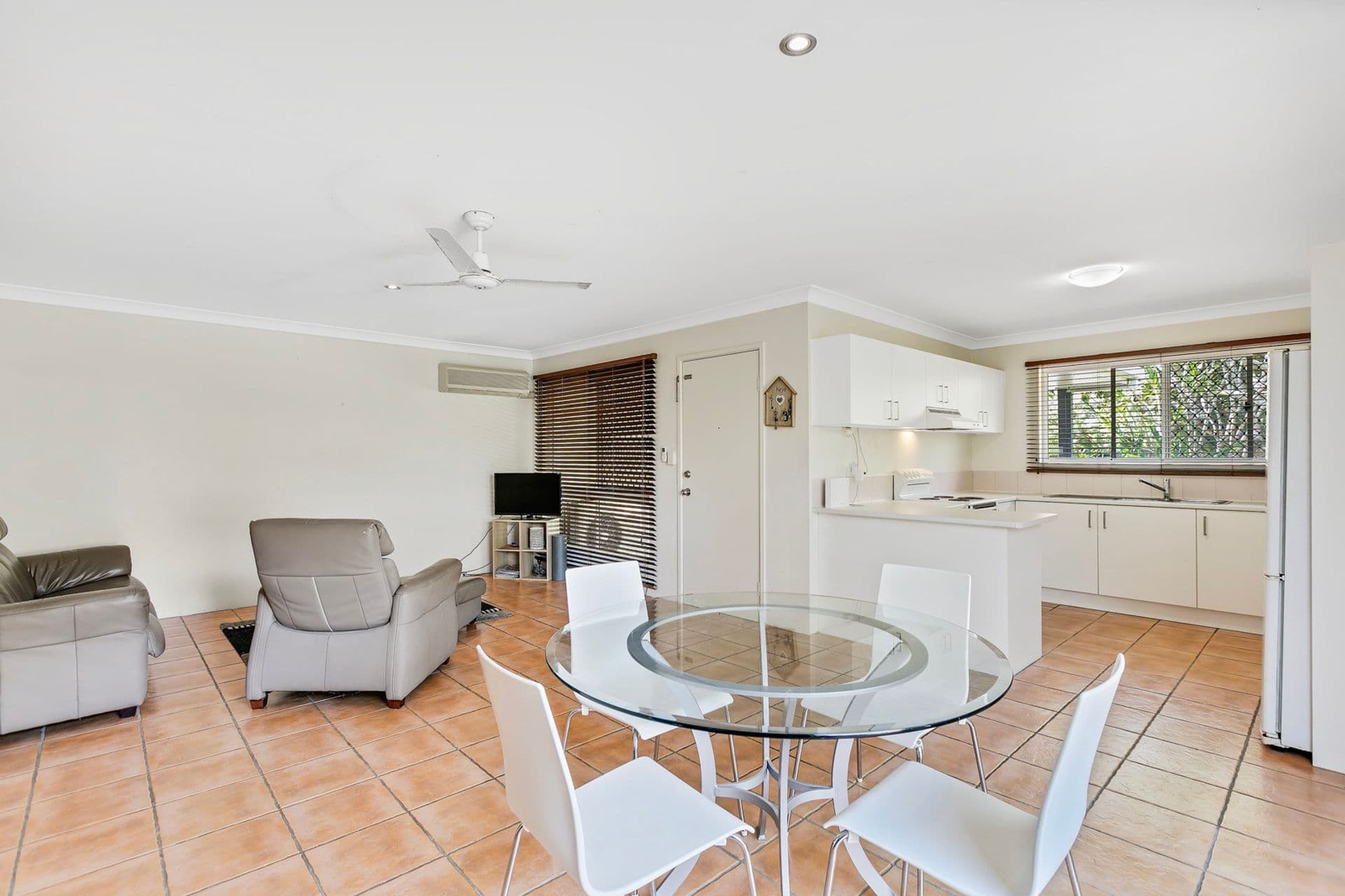 1/25 Bando Street, Pacific Paradise, QLD, 4564, Pacific Paradise - Thumbnail 4