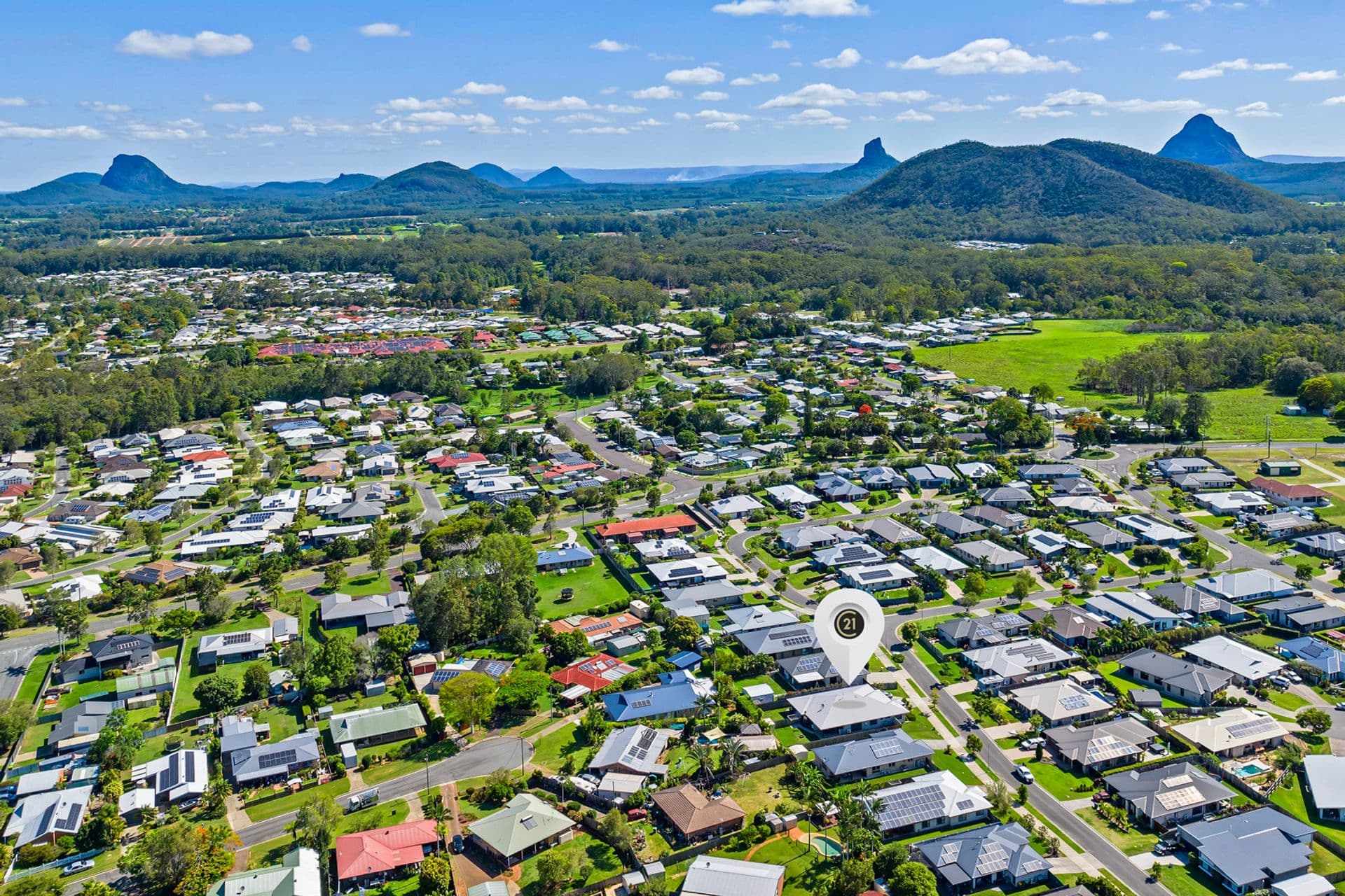 18 Featherwood Crescent, Beerwah, QLD, 4519, Beerwah - Thumbnail 4