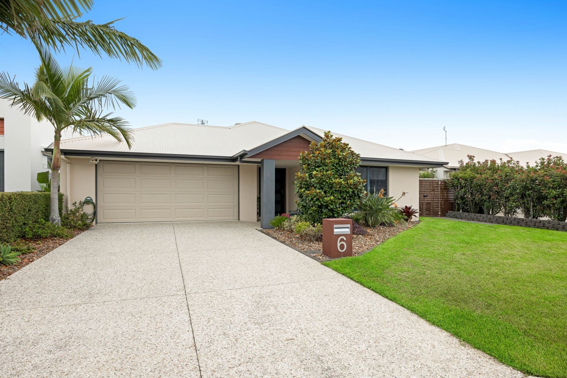 6 Banyandah Close, Birtinya, QLD, 4575, Birtinya - Thumbnail 2