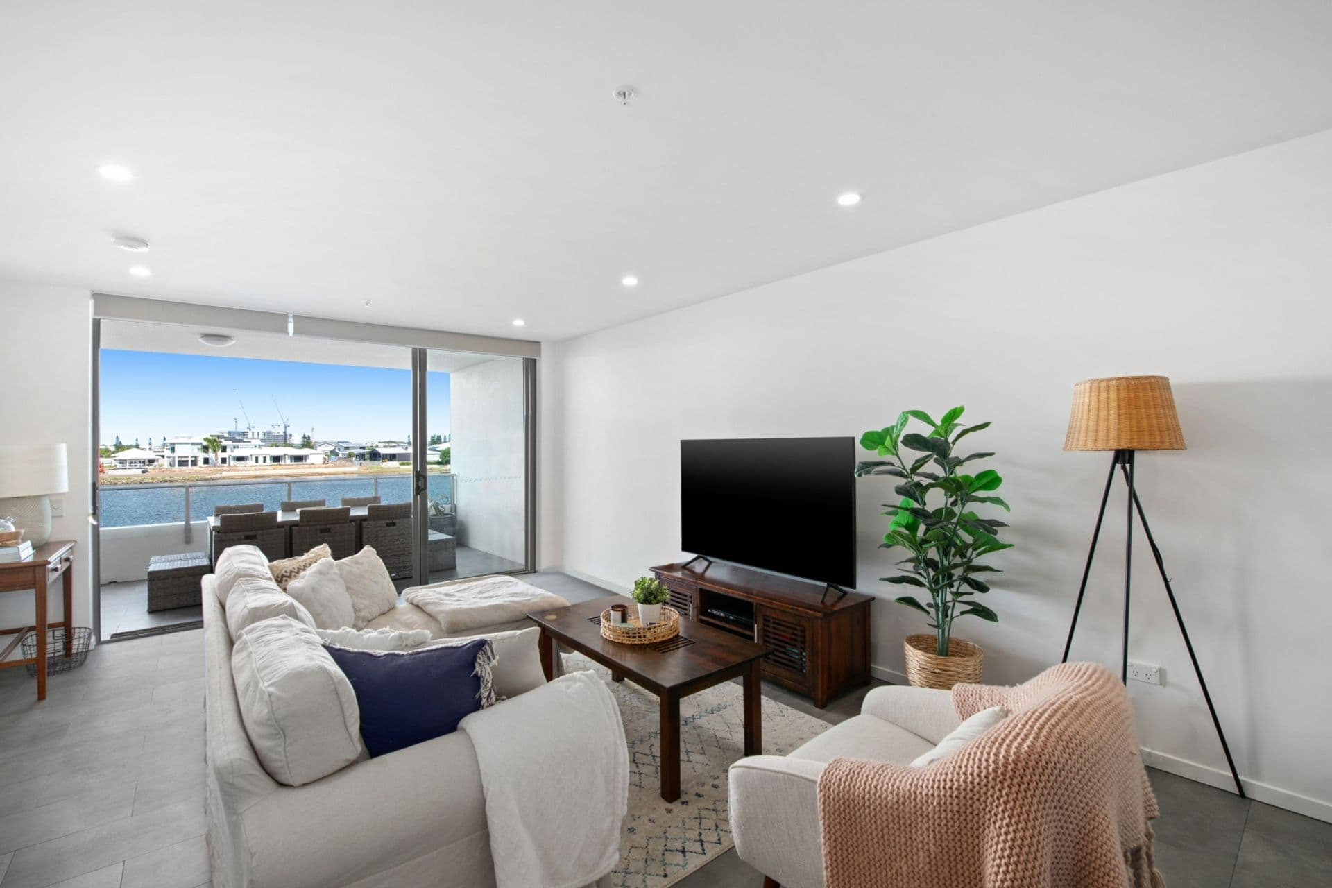 213/1 Waterside Retreat, Birtinya, QLD, 4575, Birtinya - Thumbnail 3