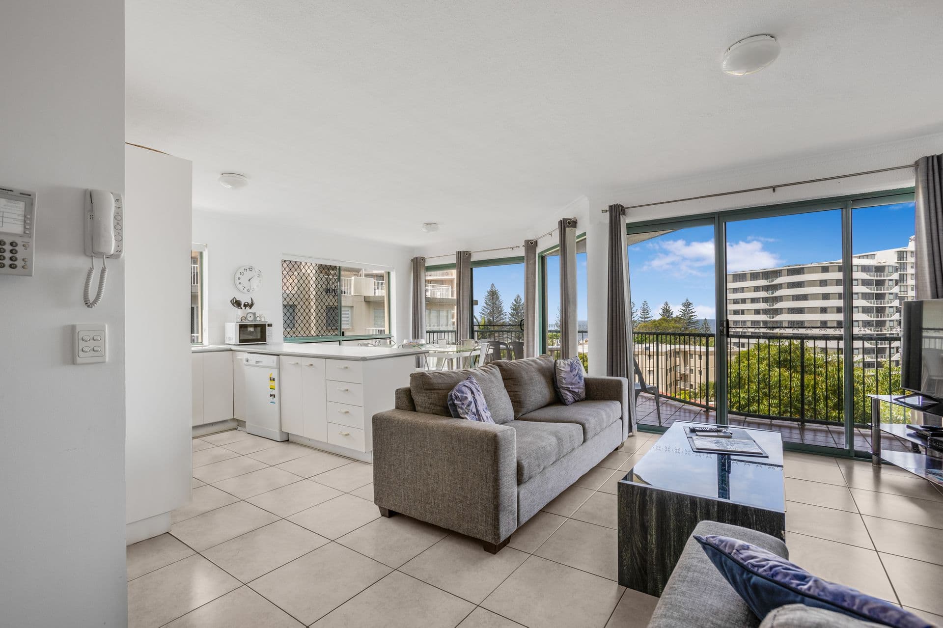 11/13-15 Douglas Street, Mooloolaba, QLD, 4557, Mooloolaba - Thumbnail 2