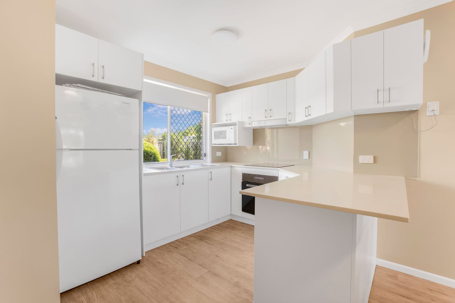 4/12 Simpson Street, Beerwah, QLD, 4519, Beerwah - Thumbnail 5
