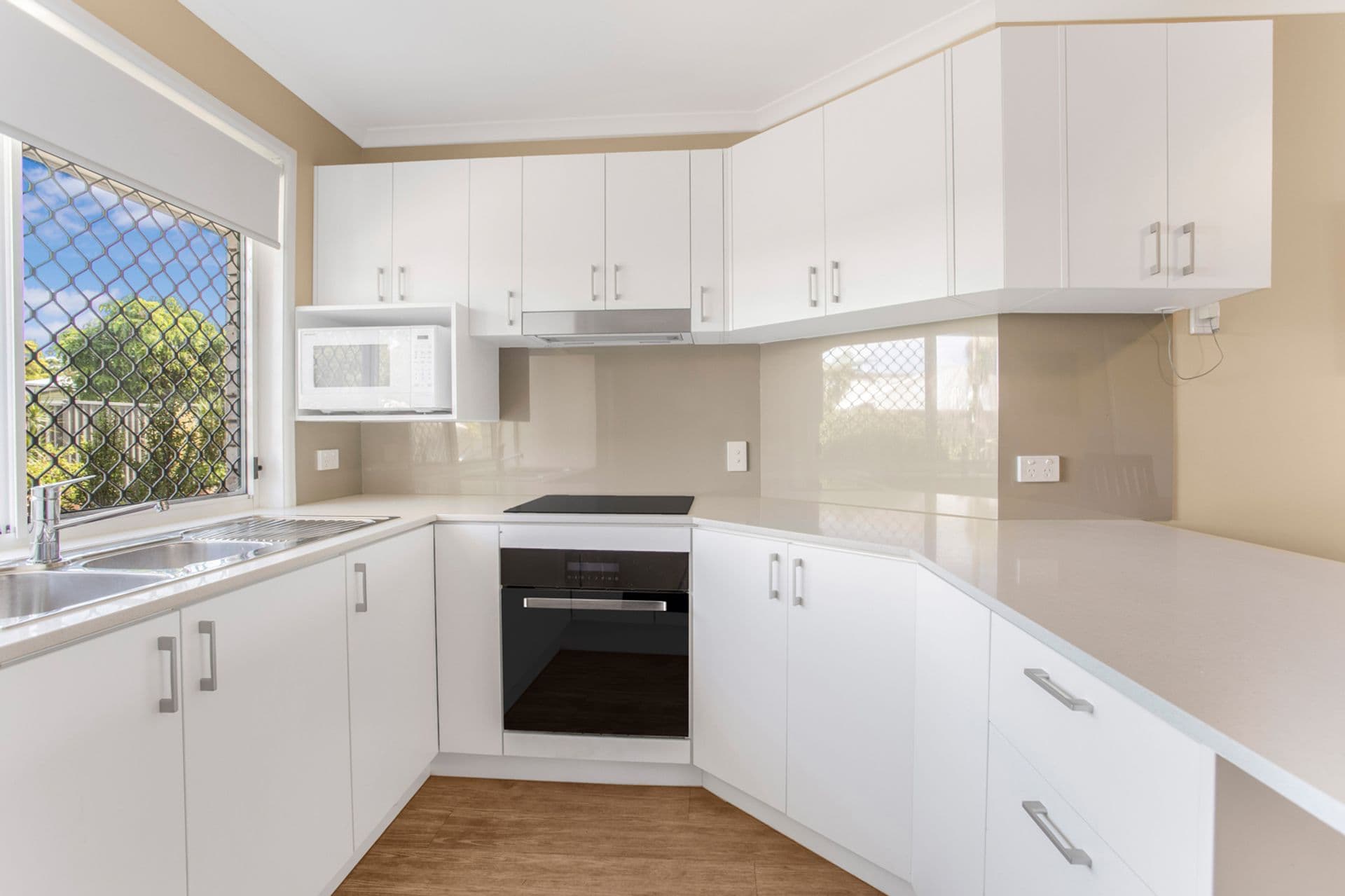 4/12 Simpson Street, Beerwah, QLD, 4519, Beerwah - Thumbnail 3