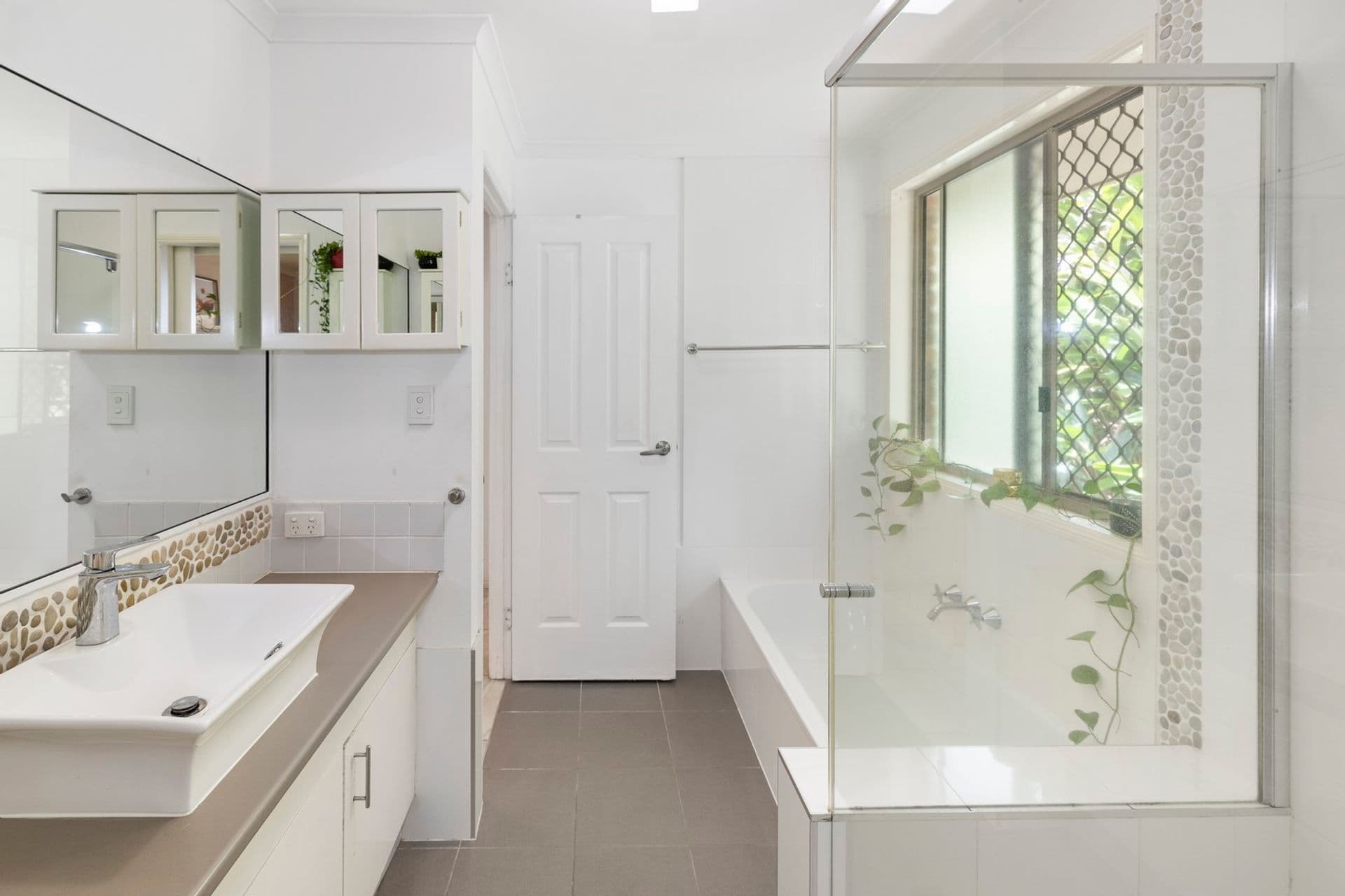 36 Bailey Street, Nambour, QLD, 4560, Nambour - Thumbnail 4