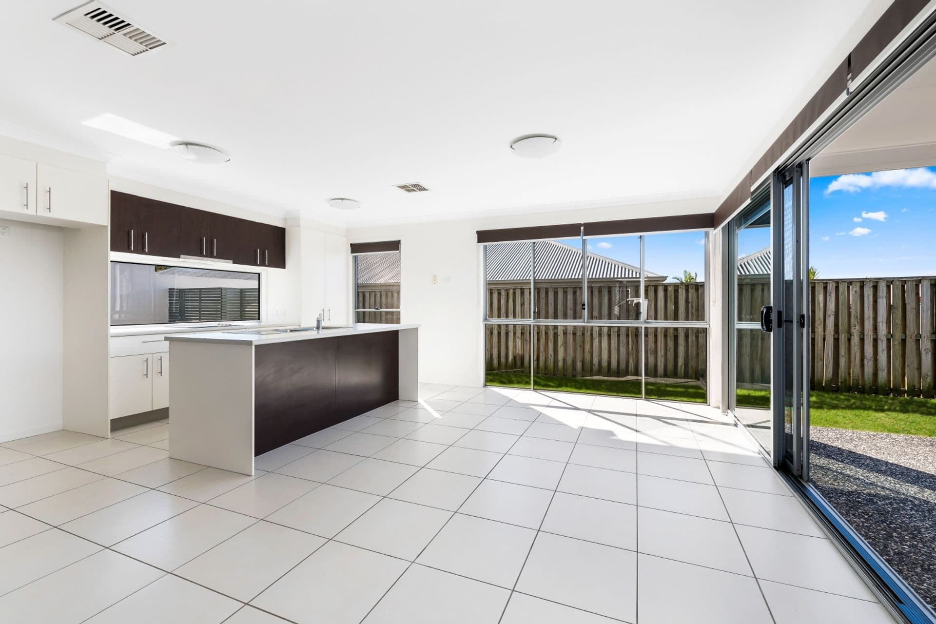 2/55 Frogmouth Circuit, Mountain Creek, QLD, 4557, Mountain Creek - Thumbnail 3