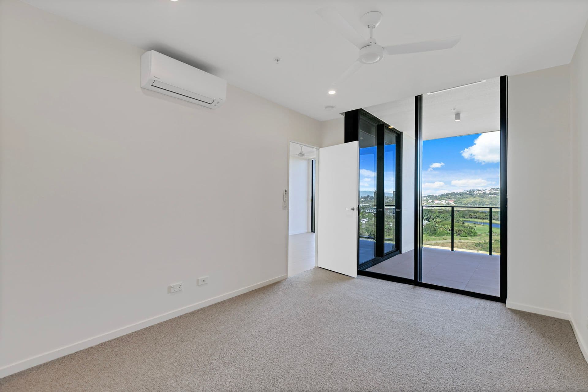 1411/12 South Sea Islander Way, Maroochydore, QLD, 4558, Maroochydore - Thumbnail 7